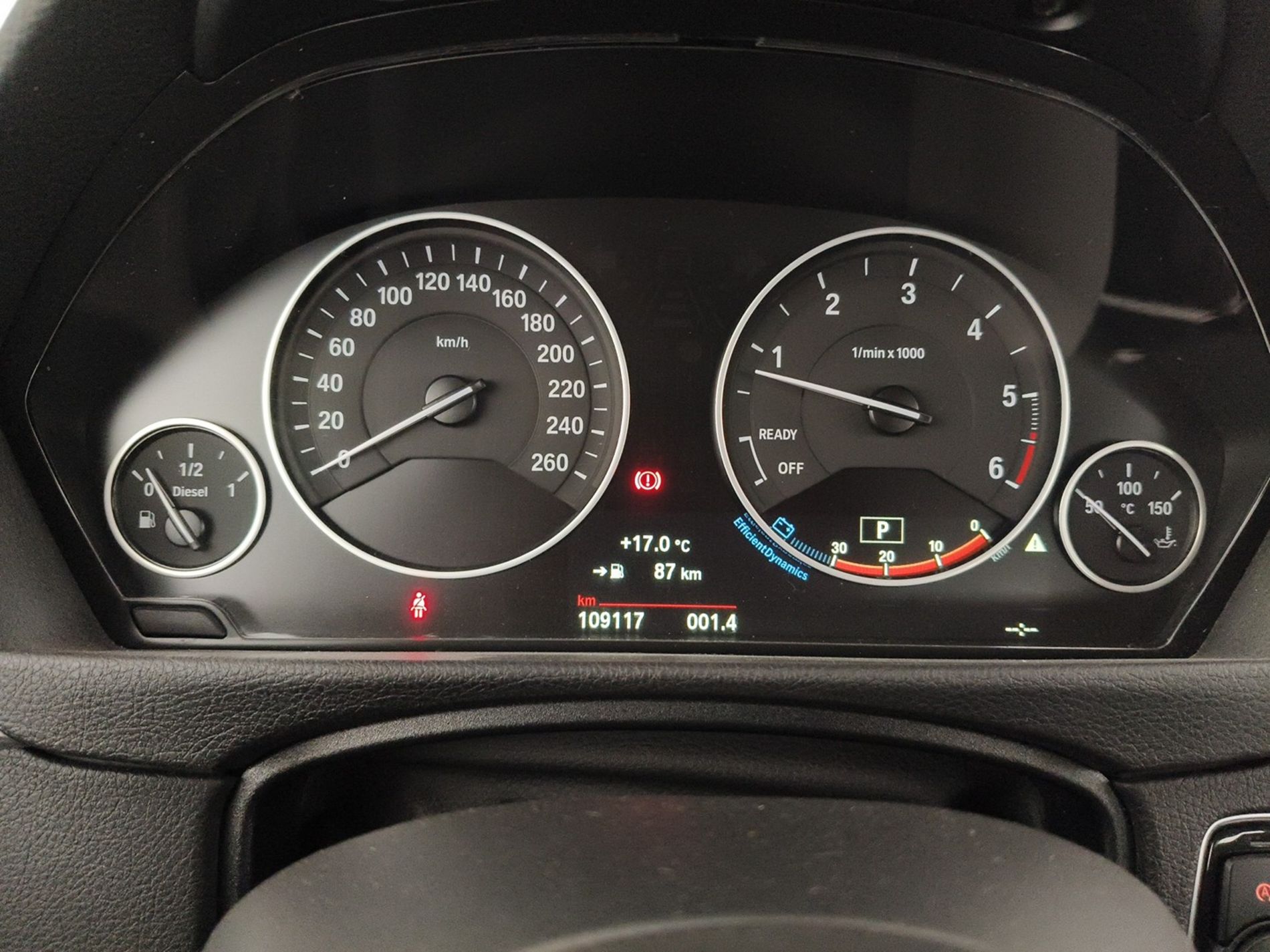 BMW Serie 3 F31 2015 Touring Serie 3 Touring 320d Luxury Steptronic - Messa