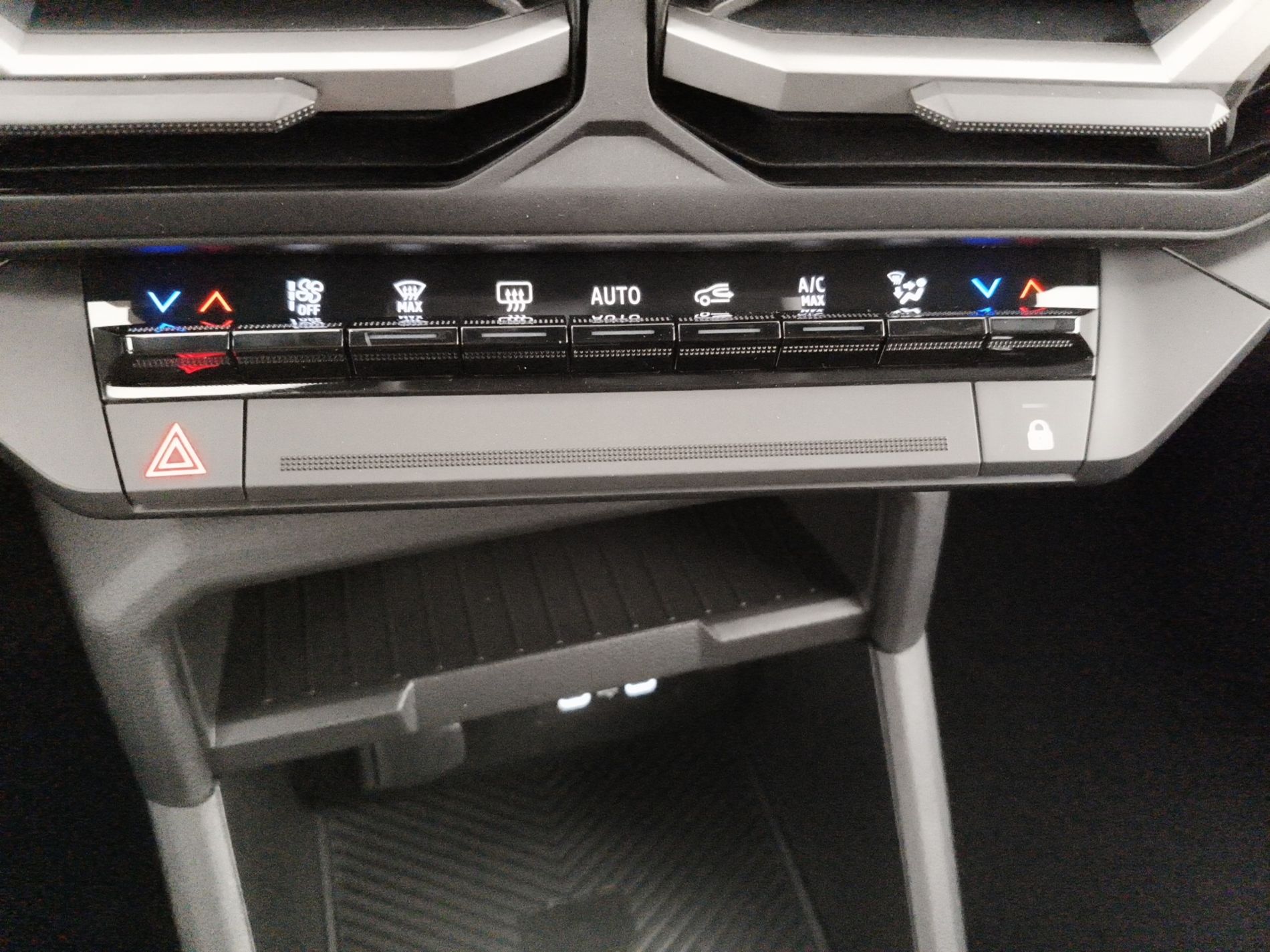 Dacia BIGSTER journey mild hybrid-G 140 - Messa