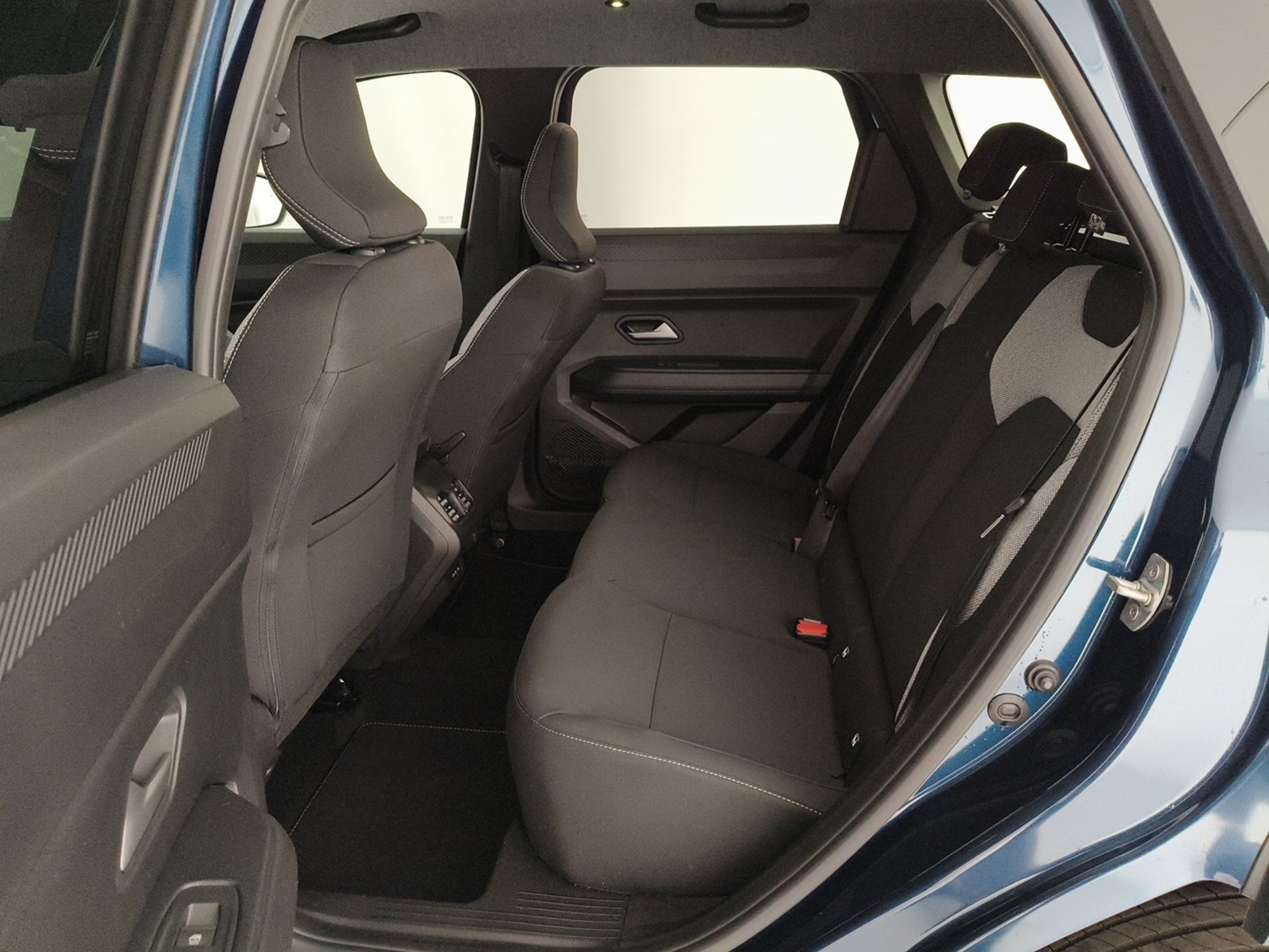 Dacia BIGSTER journey hybrid 155 - Messa