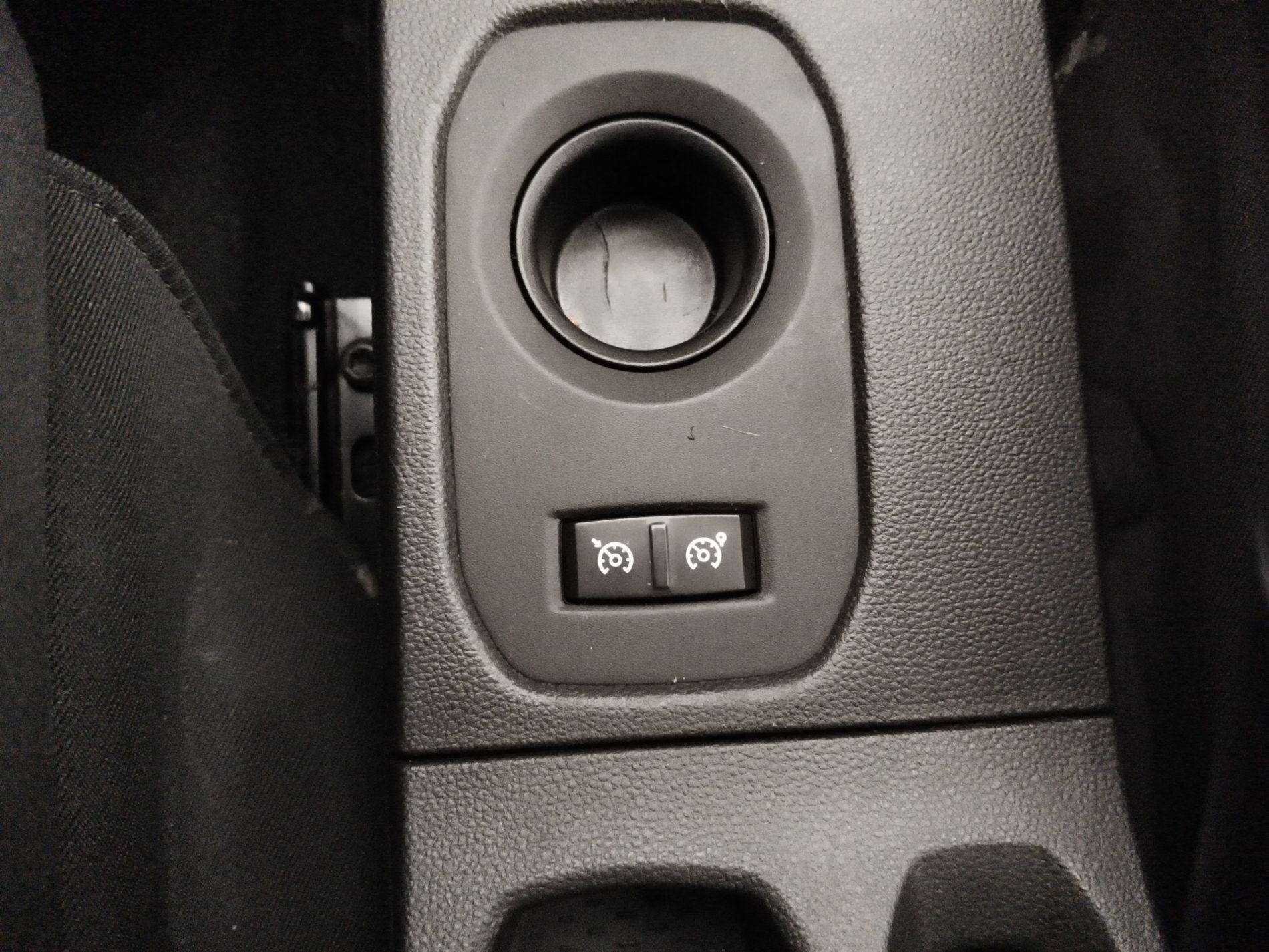 DACIA Duster II 2018 Duster 1.6 SCe 115cv Comfort 4x2 - Messa