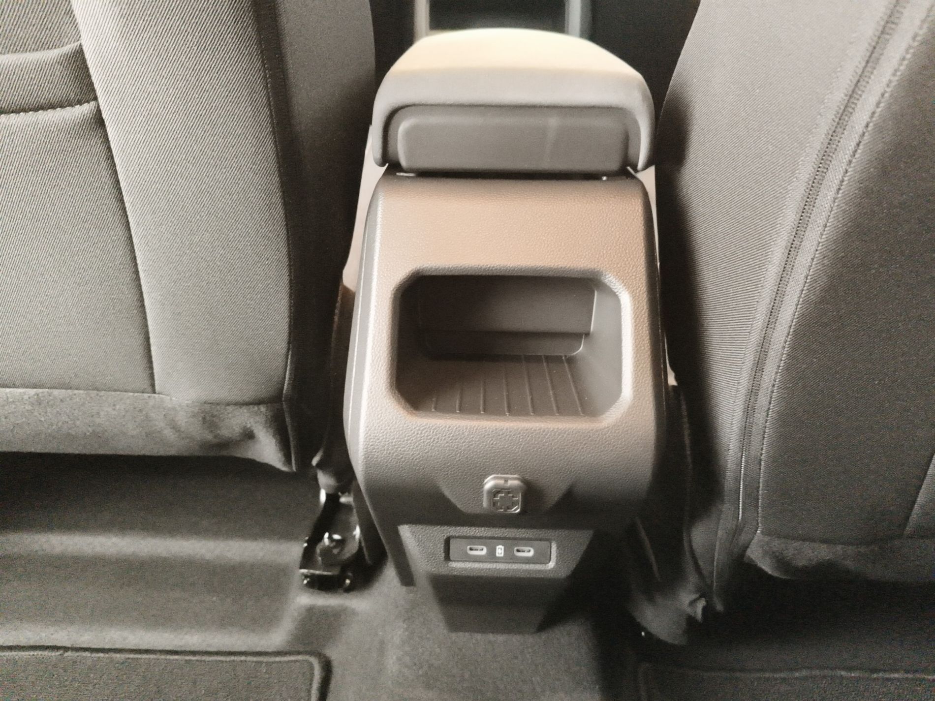 DACIA Duster III 2024 Duster 1.6 hybrid Journey 140cv - Messa