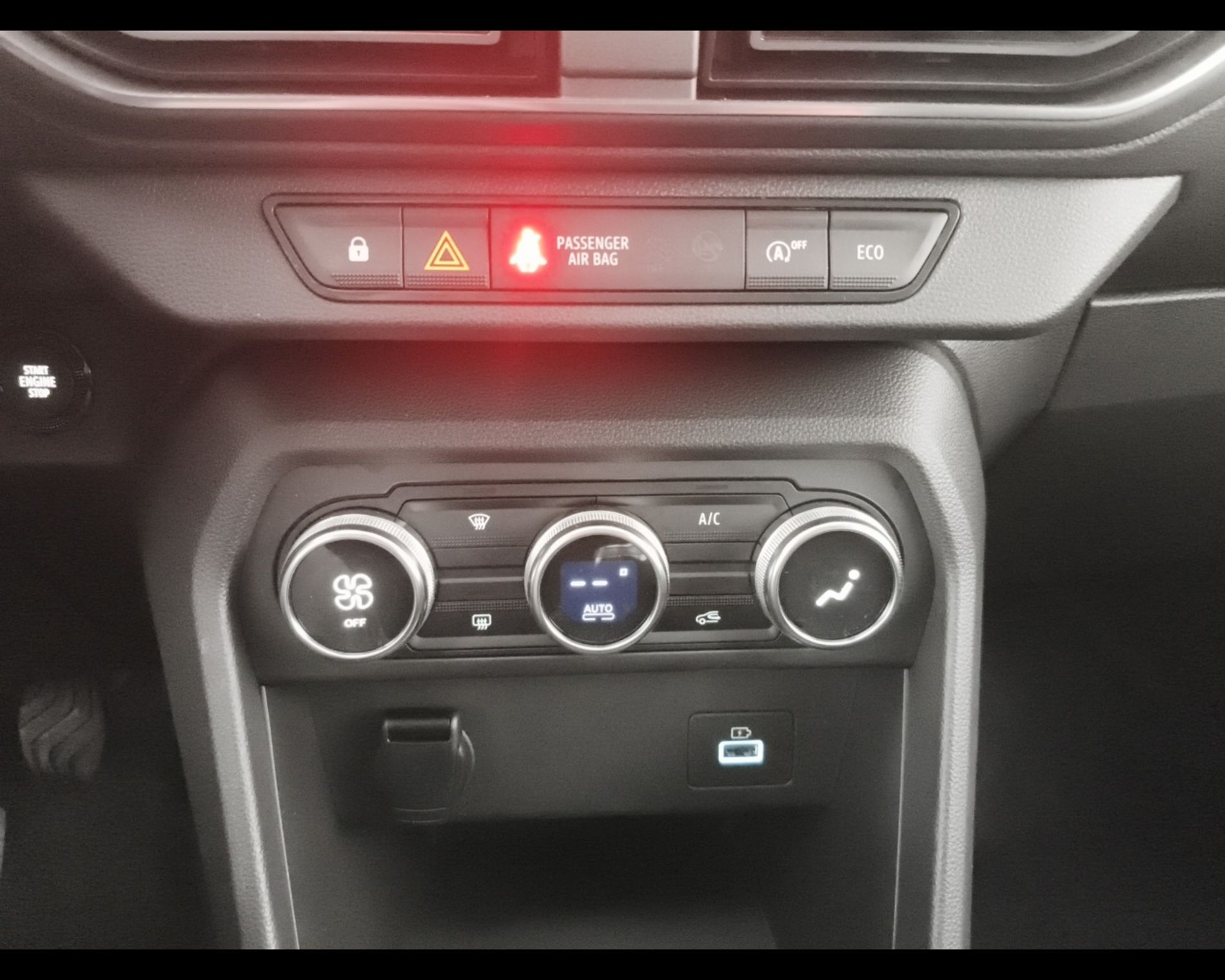 Dacia Jogger Jogger 1.0 tce Extreme UP 110cv - Messa