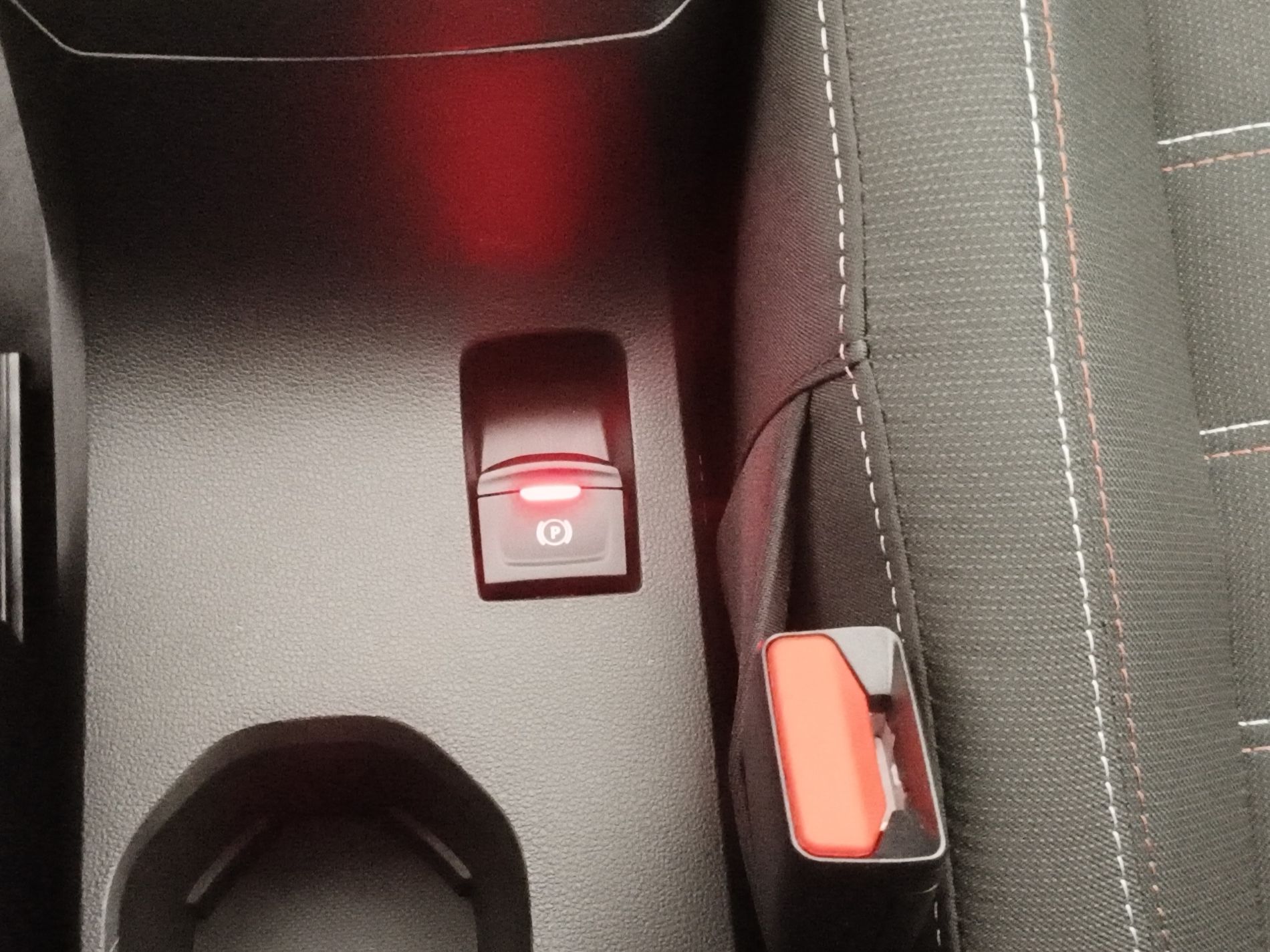 DACIA Jogger 2021 Jogger 1.6 hybrid Extreme 140cv 7p.ti - Messa