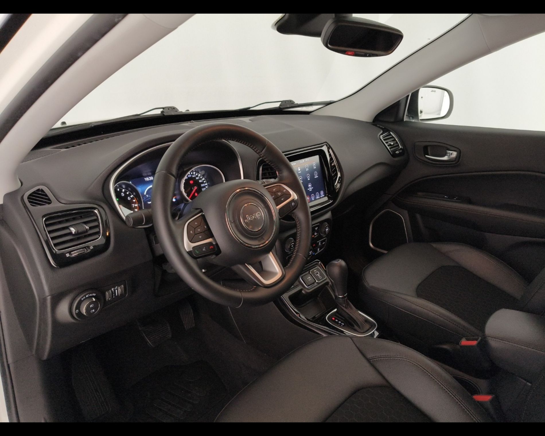 Jeep Compass Compass 1.3 turbo t4 Limited 2wd 150cv ddct my20 - Messa