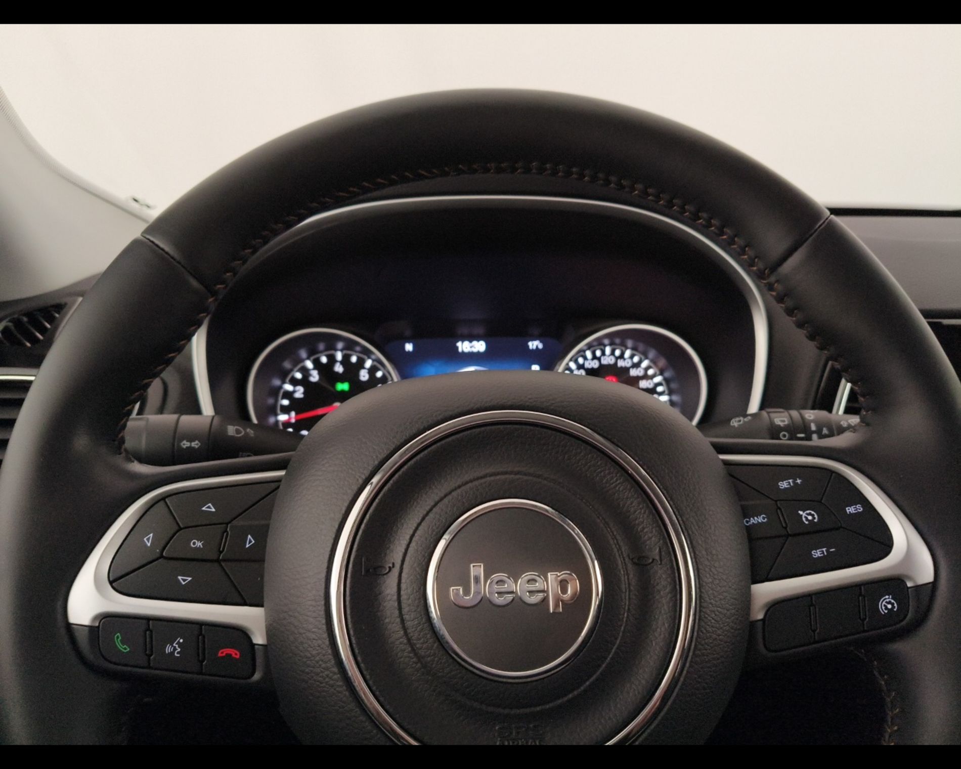 Jeep Compass Compass 1.3 turbo t4 Limited 2wd 150cv ddct my20 - Messa