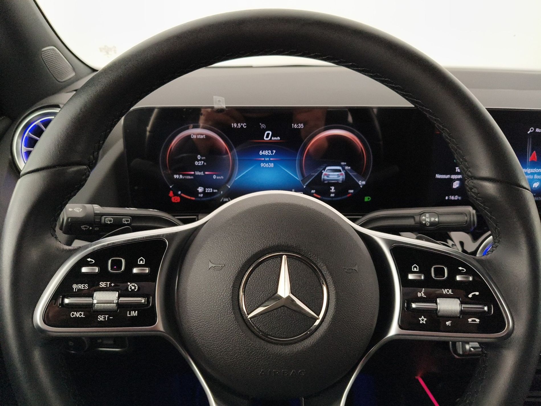 MERCEDES-BENZ GLA GLA 200 d Premium auto - Messa