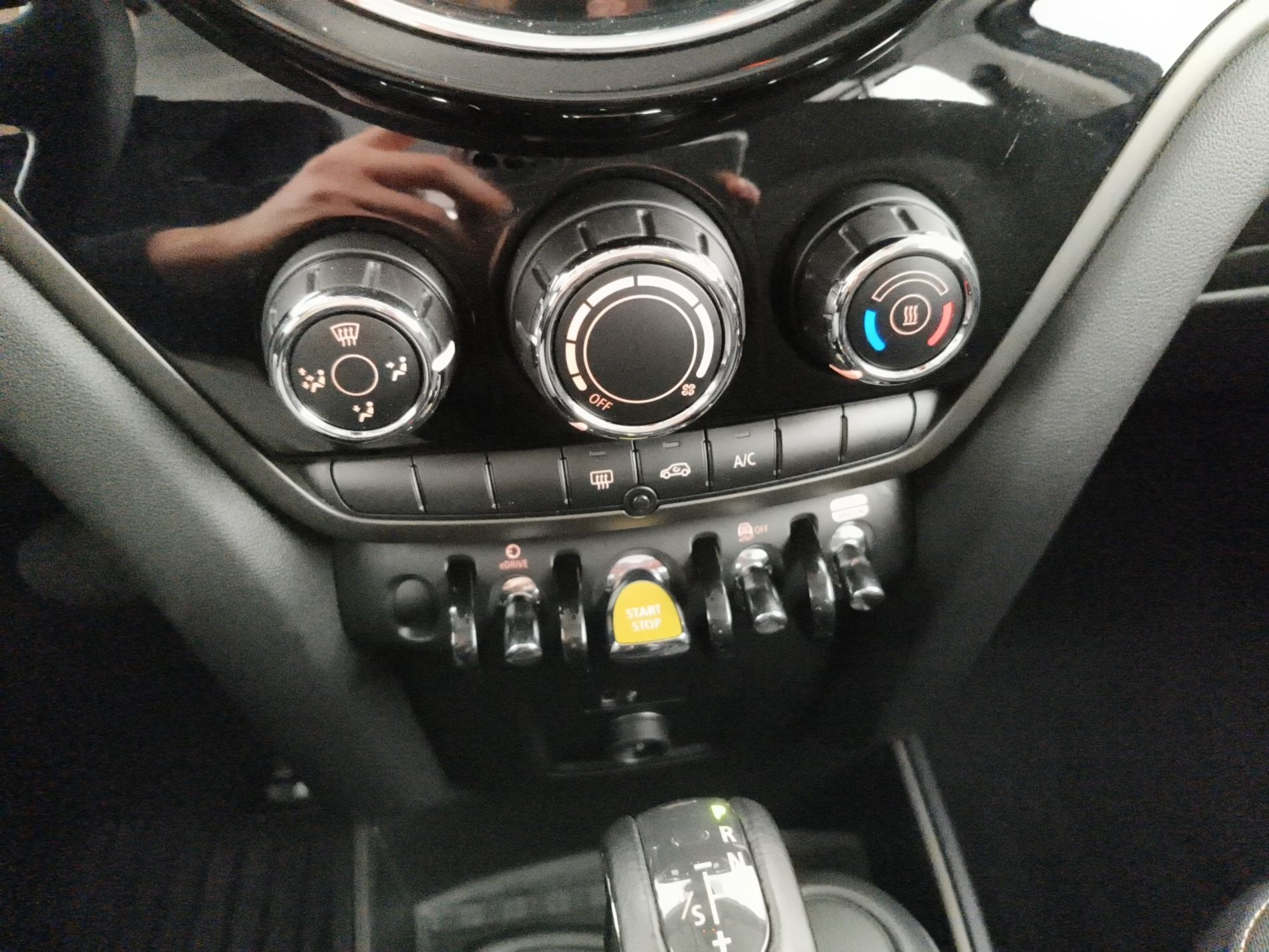 MINI Mini Countryman F60 2020 Mini Countryman 1.5 Twin Power Turbo eDrive Cooper - Messa