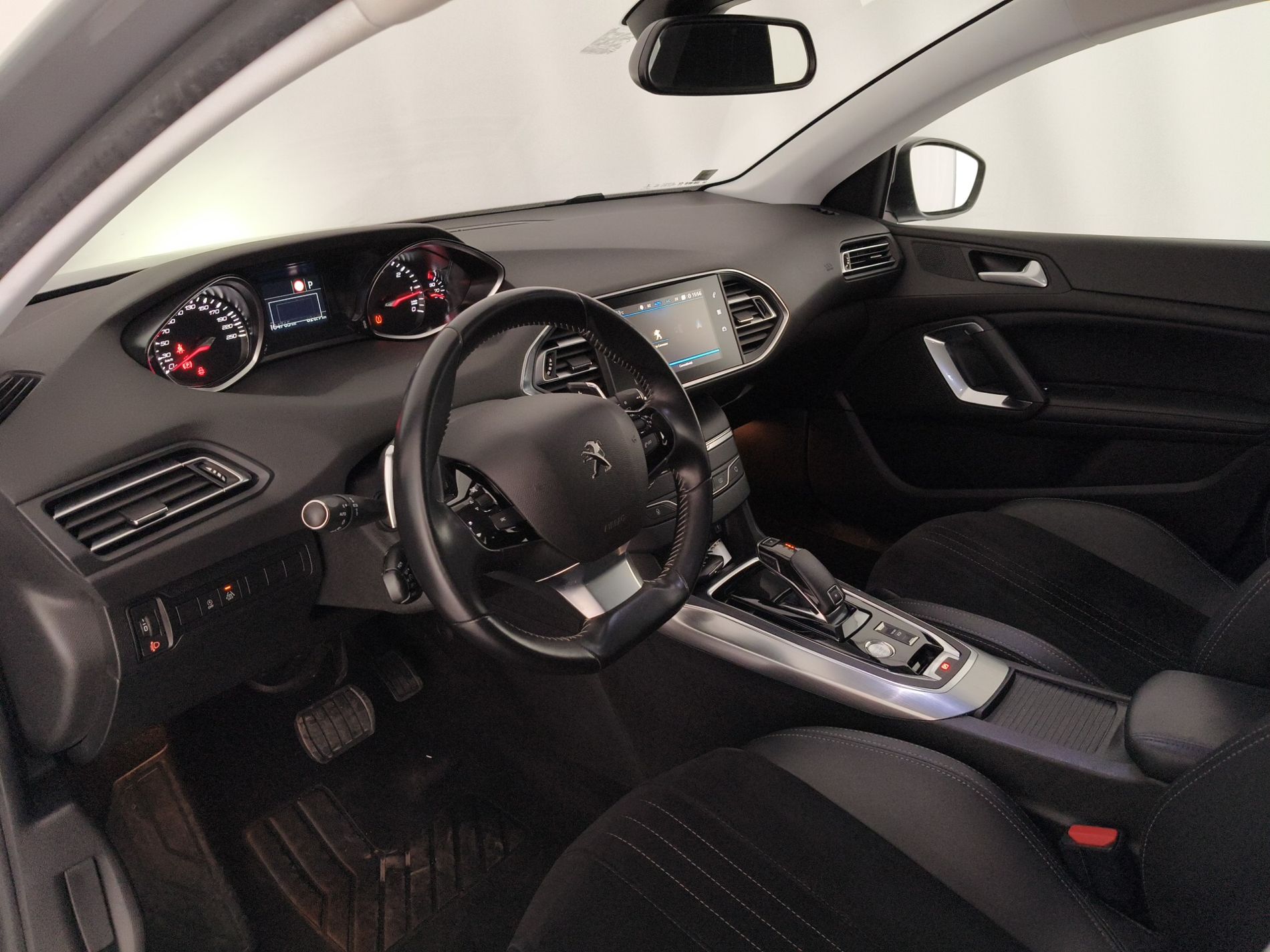 PEUGEOT 308 II 2018 SW 308 Station Wagon 1.5 BlueHDi 130cv Allure EAT S&S - Messa