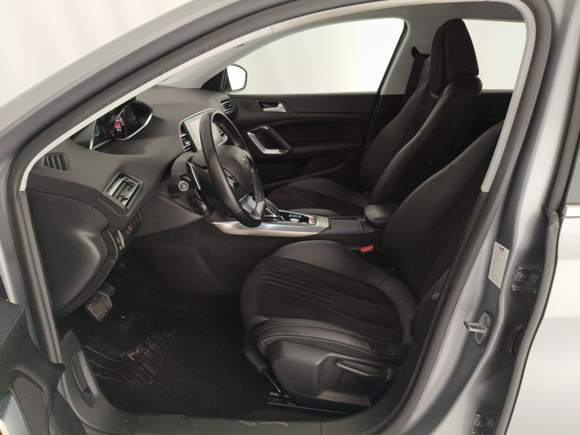 PEUGEOT 308 II 2018 SW 308 Station Wagon 1.5 BlueHDi 130cv Allure EAT S&S - Messa