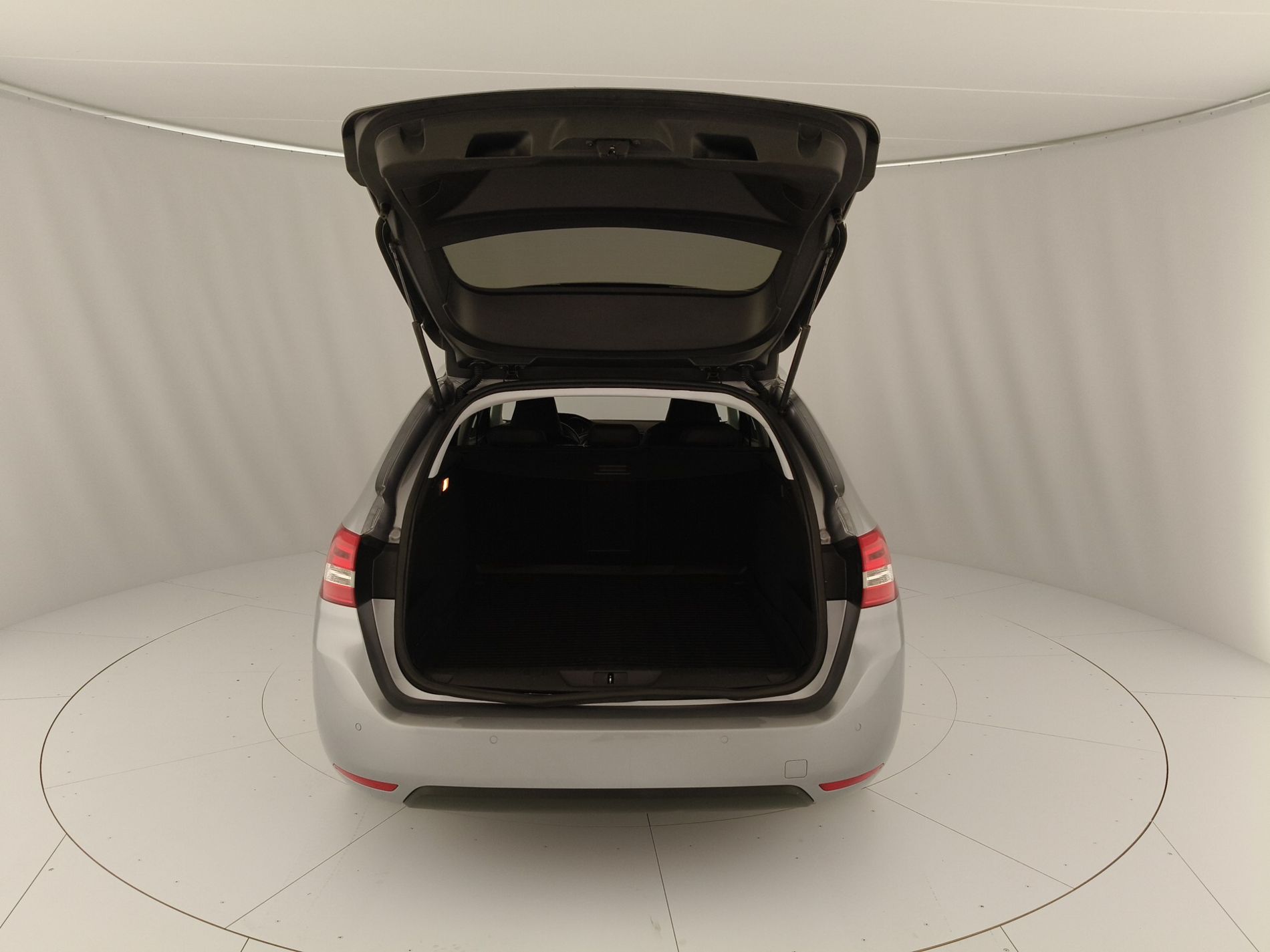 PEUGEOT 308 II 2018 SW 308 Station Wagon 1.5 BlueHDi 130cv Allure EAT S&S - Messa