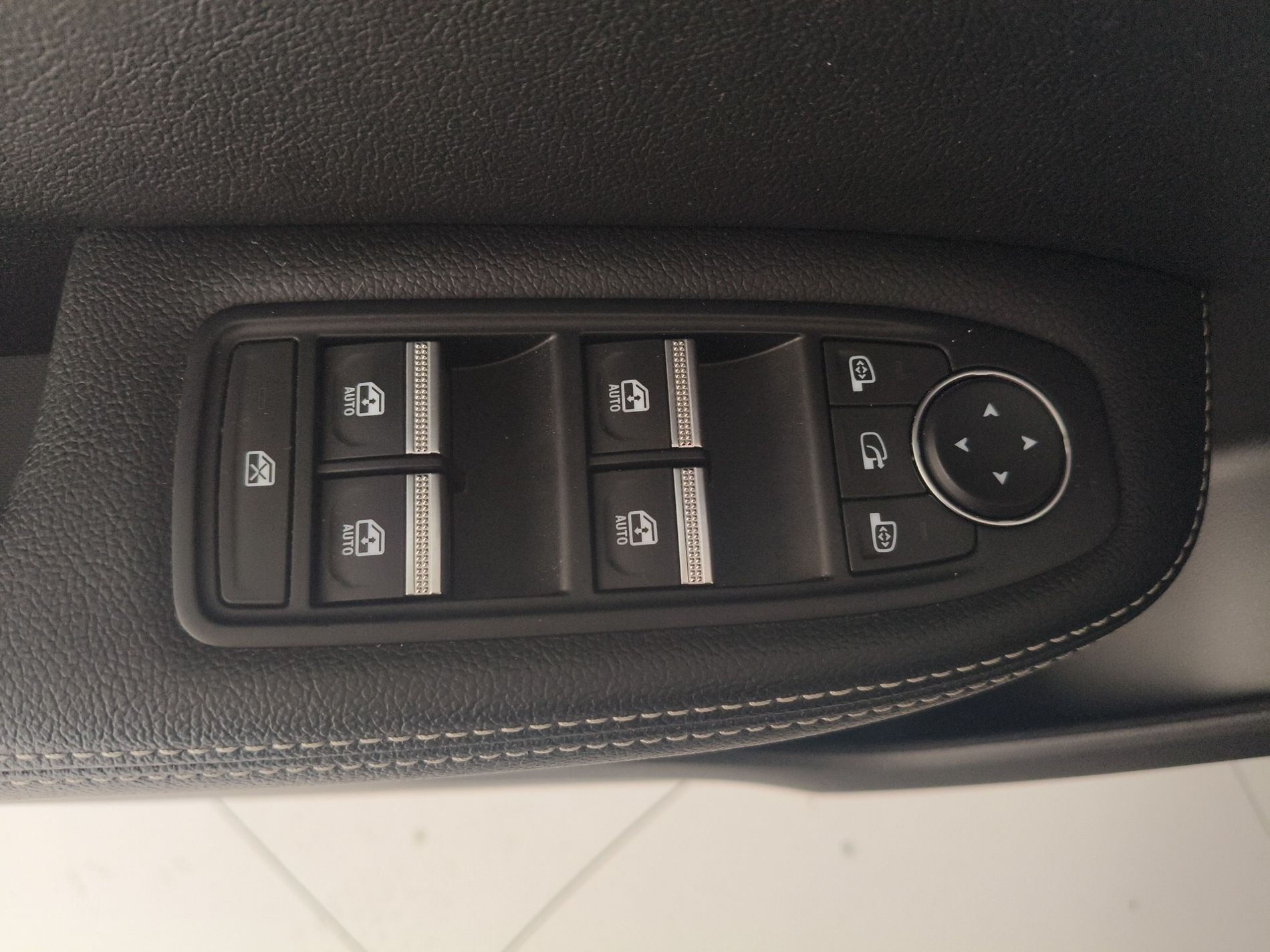 RENAULT Arkana Arkana 1.6 E-Tech full hybrid Intens 145cv - Messa