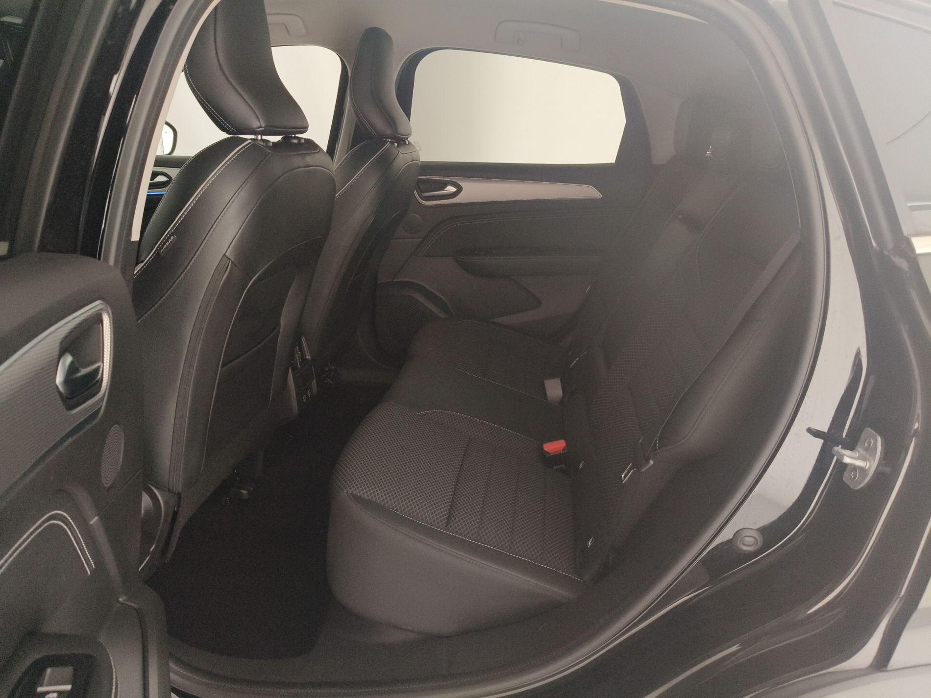 RENAULT Arkana Arkana 1.6 E-Tech full hybrid Intens 145cv - Messa