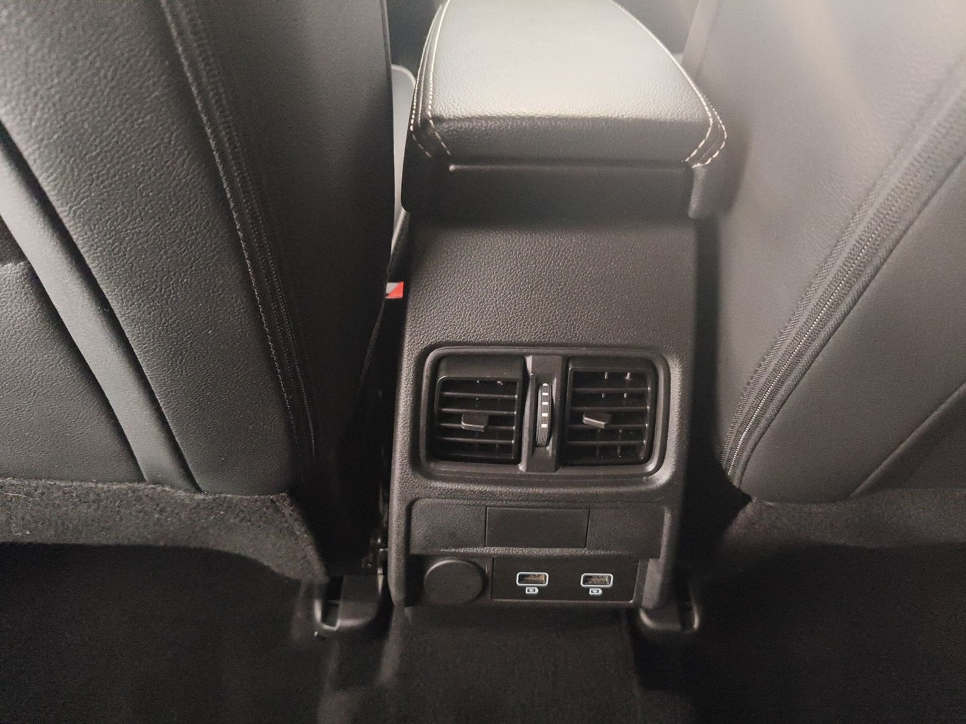 RENAULT Arkana Arkana 1.6 E-Tech full hybrid Intens 145cv - Messa