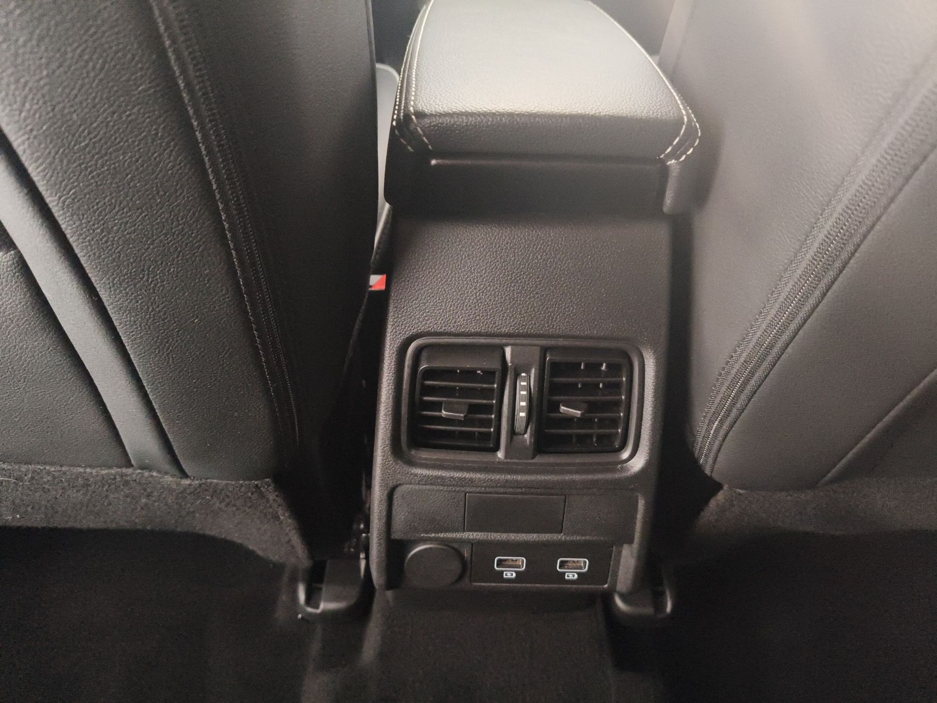 RENAULT Arkana Arkana 1.6 E-Tech full hybrid Intens 145cv - Messa