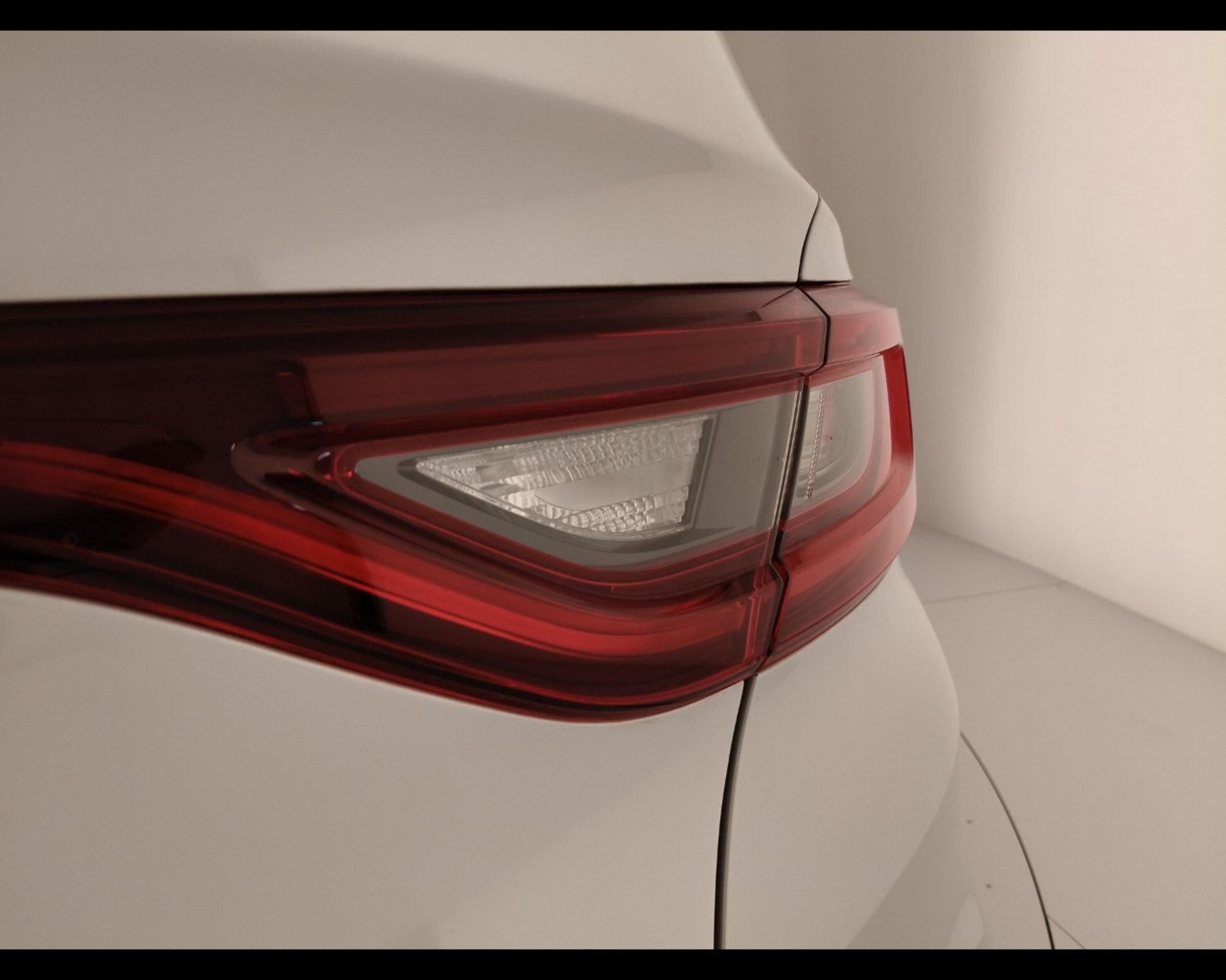 Renault ARKANA Arkana 1.6 hybrid R.S. Line E-Tech 145cv - Messa