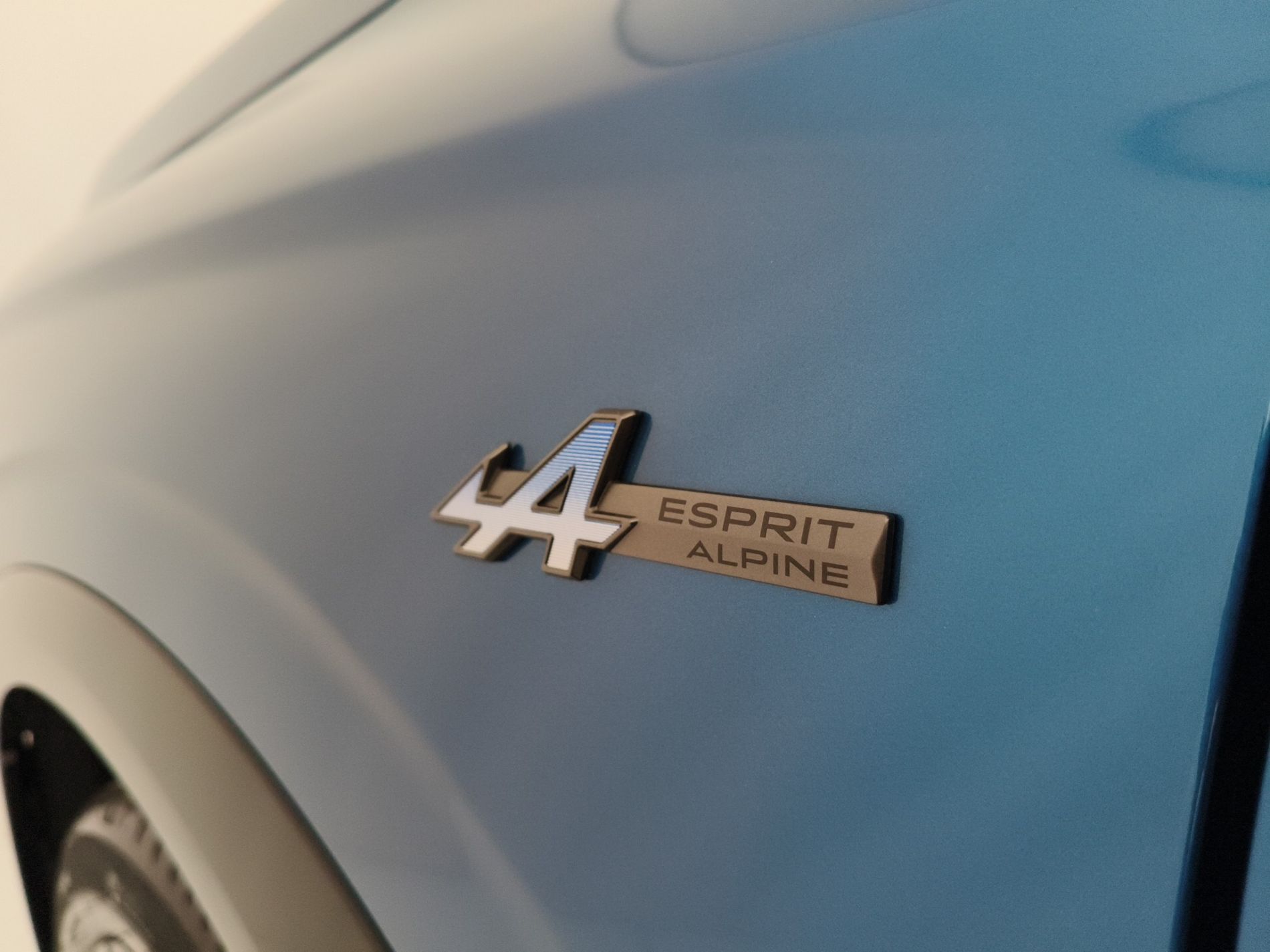 Renault NUOVO AUSTRAL esprit Alpine MY25 full hybrid E-Tech 200 - Messa