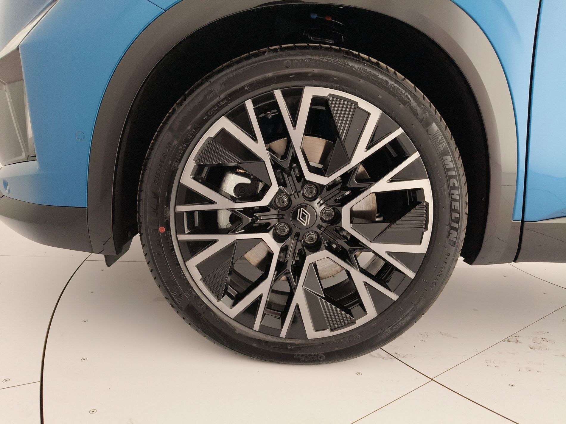 Renault NUOVO AUSTRAL esprit Alpine MY25 full hybrid E-Tech 200 - Messa