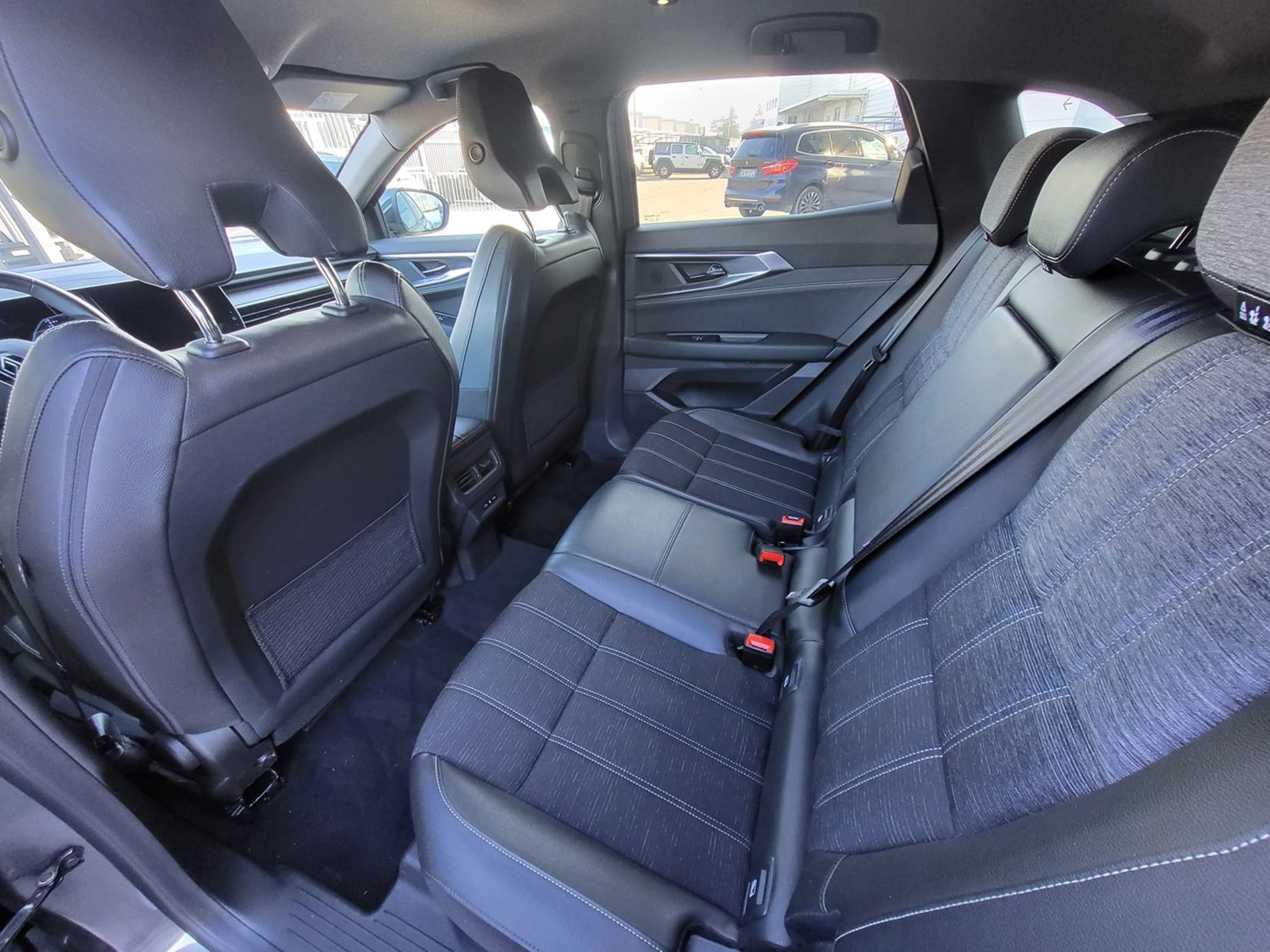 RENAULT Austral 2023 Austral 1.2 E-Tech full hybrid 200cv Techno Auto - Messa