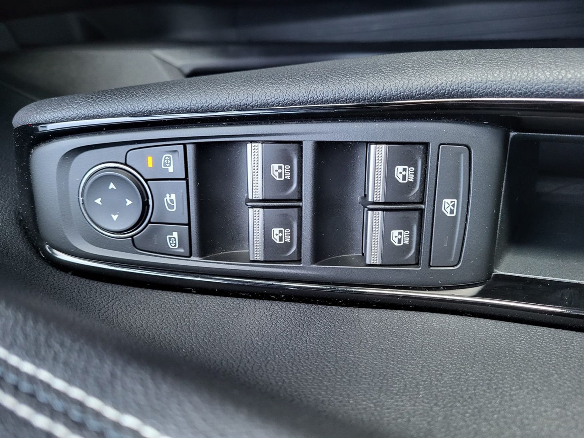 RENAULT Austral 2023 Austral 1.2 E-Tech full hybrid 200cv Techno Auto - Messa