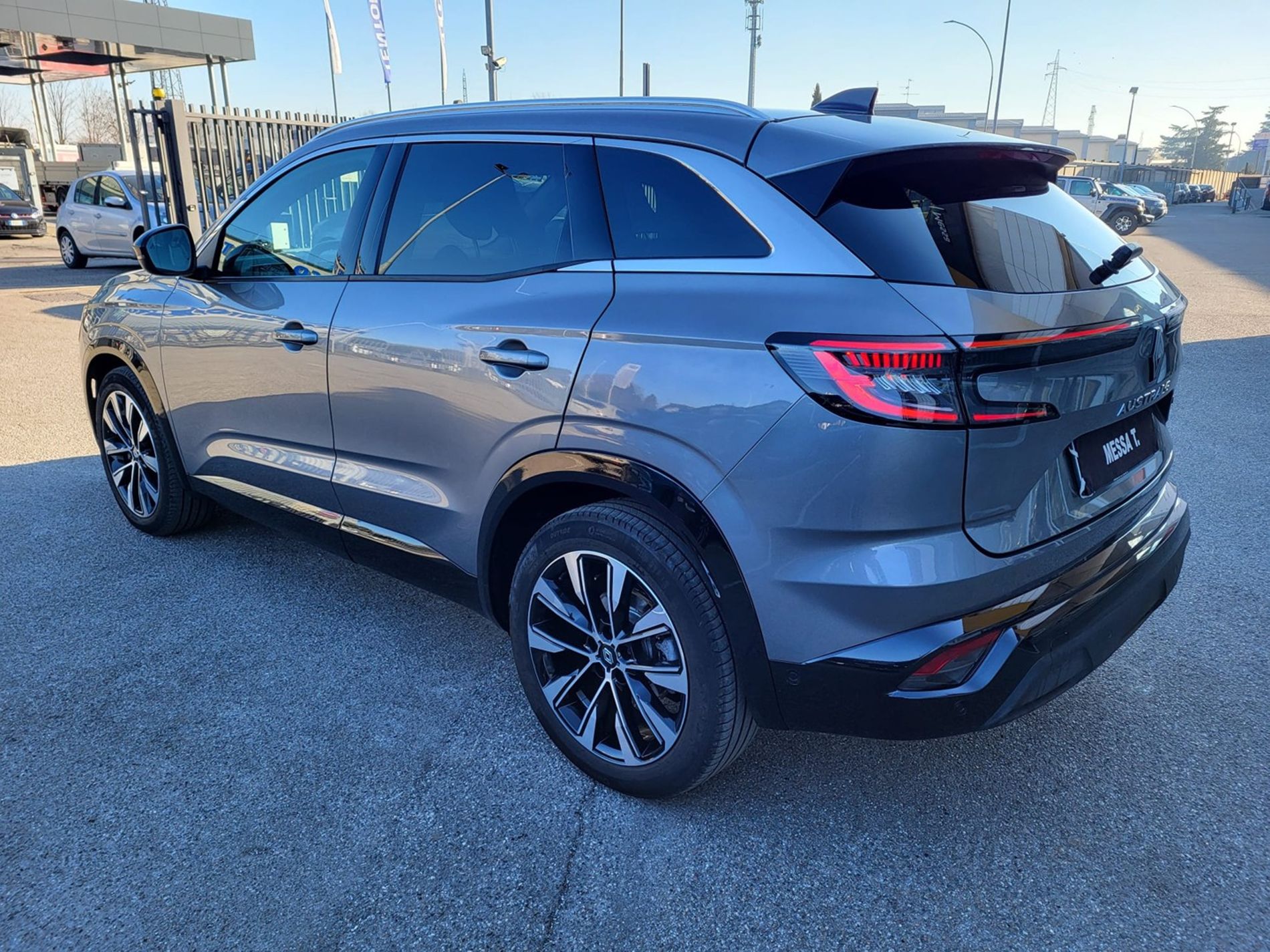 RENAULT Austral 2023 Austral 1.2 E-Tech full hybrid 200cv Techno Auto - Messa