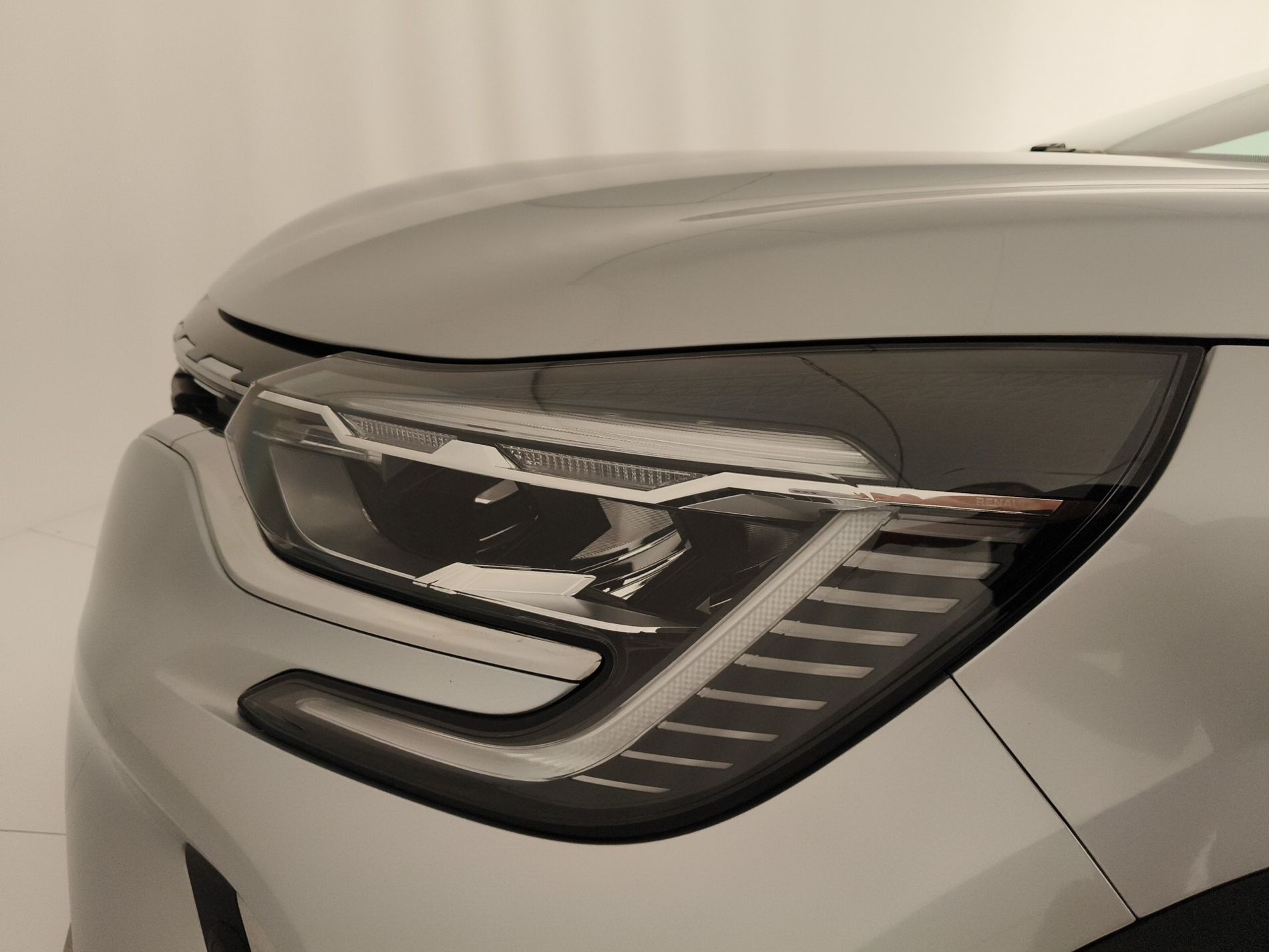 RENAULT Captur Captur 1.6 E-Tech hybrid Intens 145cv auto - Messa