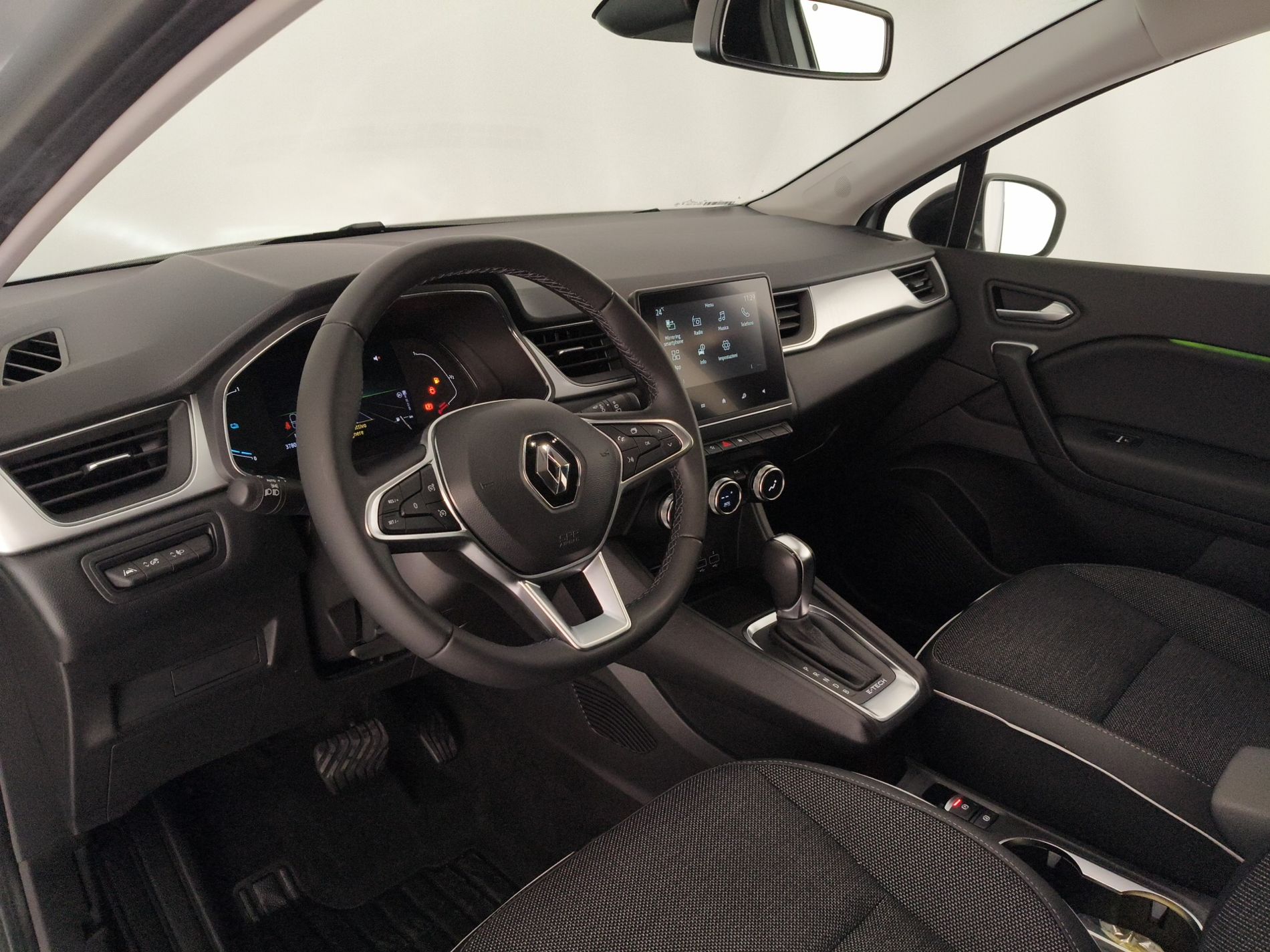 RENAULT Captur Captur 1.6 E-Tech hybrid Intens 145cv auto - Messa