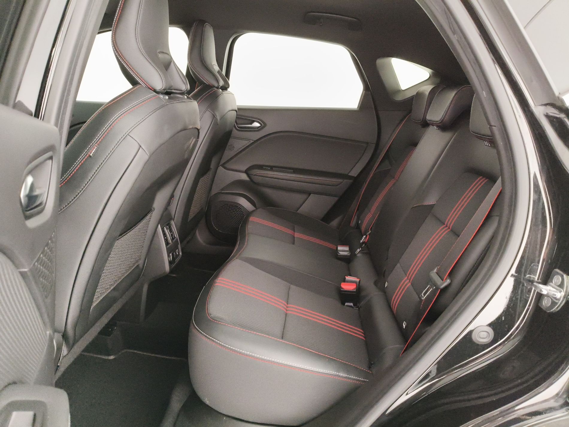 RENAULT Captur Captur 1.6 E-Tech hybrid RS Line 145cv auto - Messa