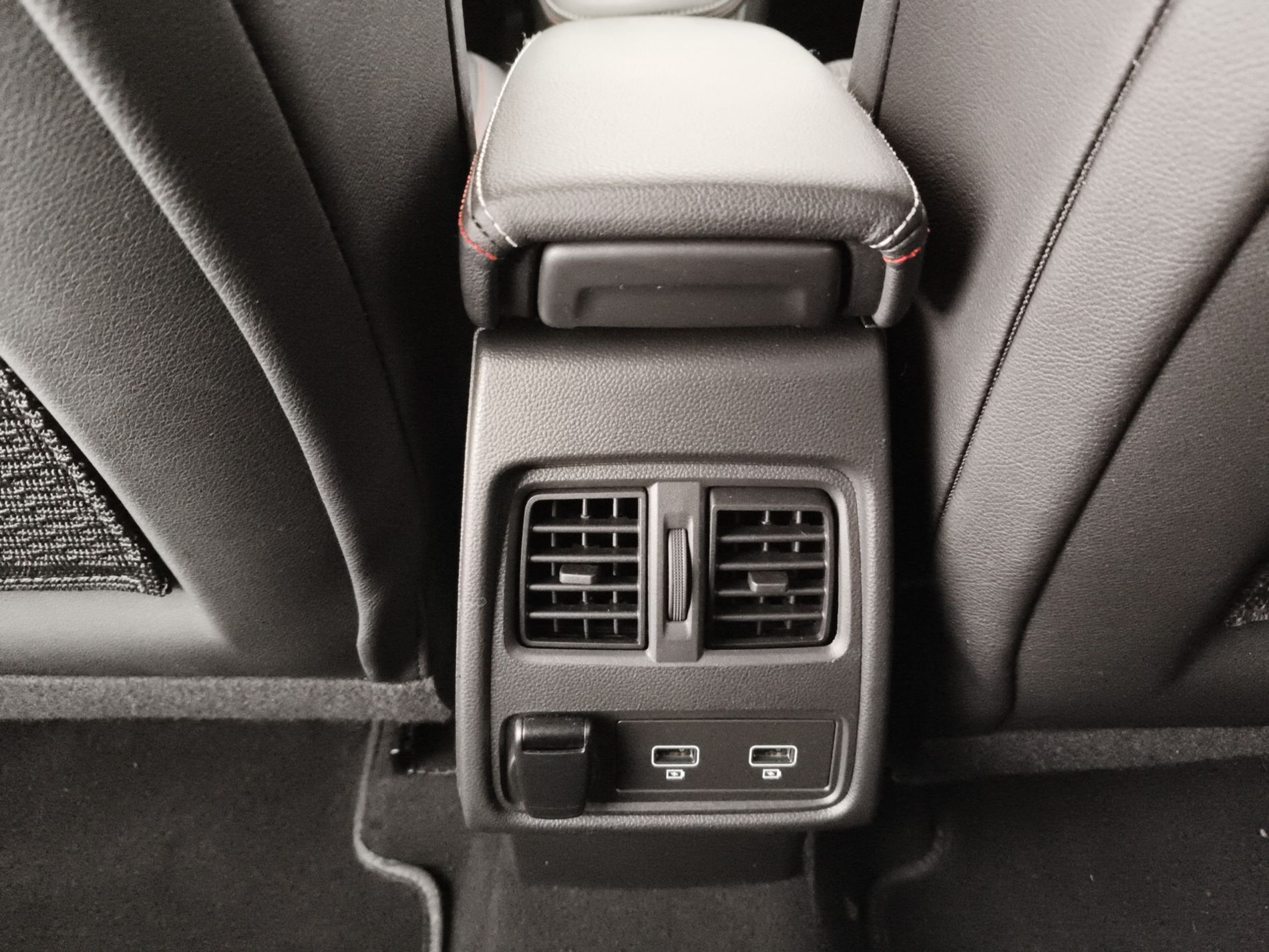 RENAULT Captur Captur 1.6 E-Tech hybrid RS Line 145cv auto - Messa