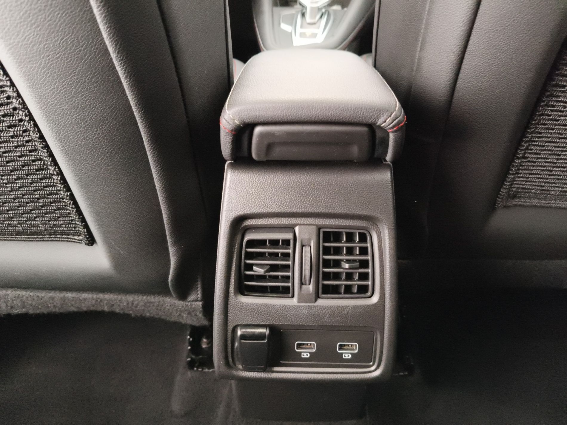 RENAULT Captur Captur 1.6 E-Tech hybrid RS Line 145cv auto - Messa