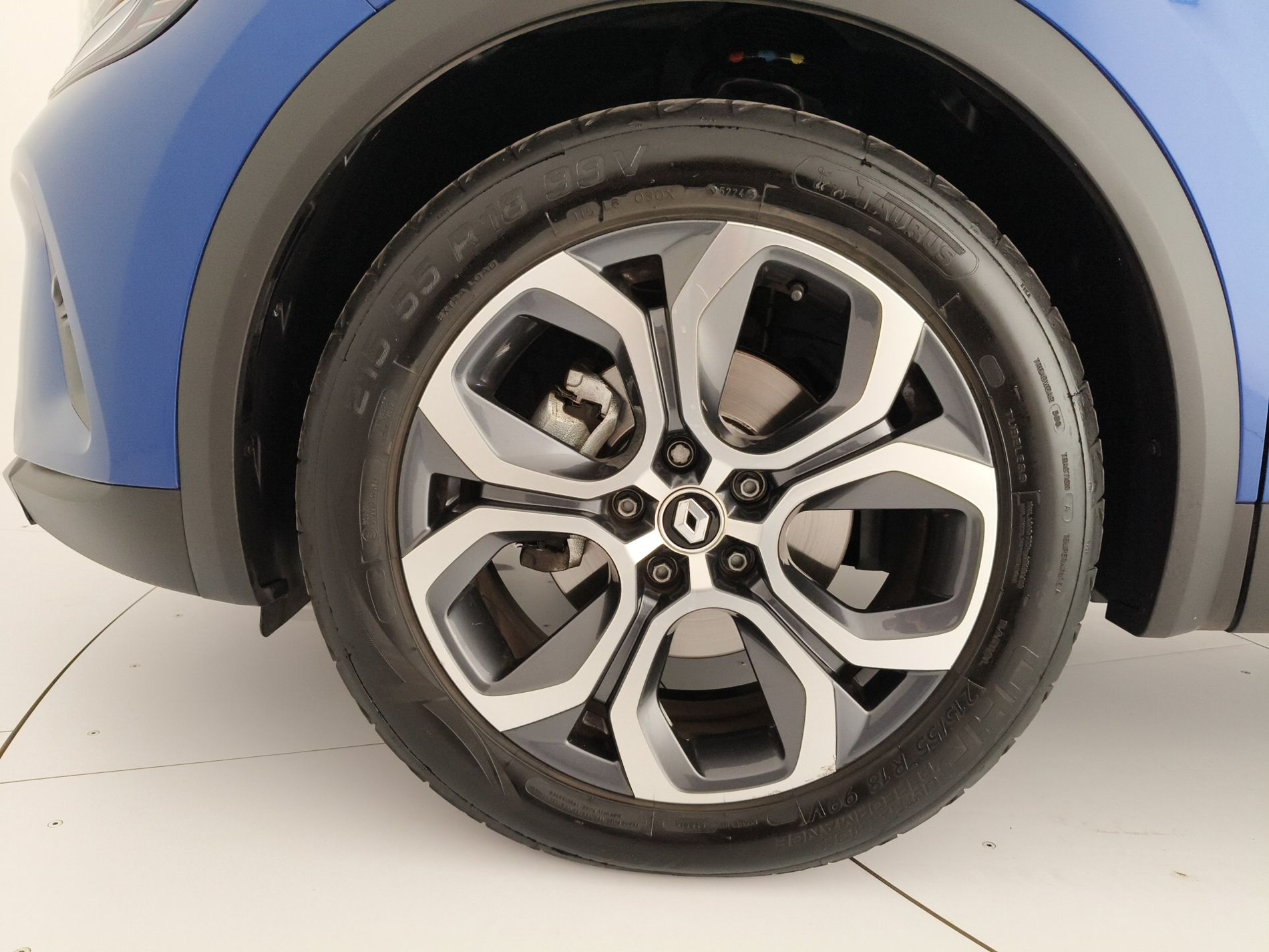 RENAULT Captur Captur 1.6 E-Tech hybrid Techno Fast Track 145cv auto - Messa