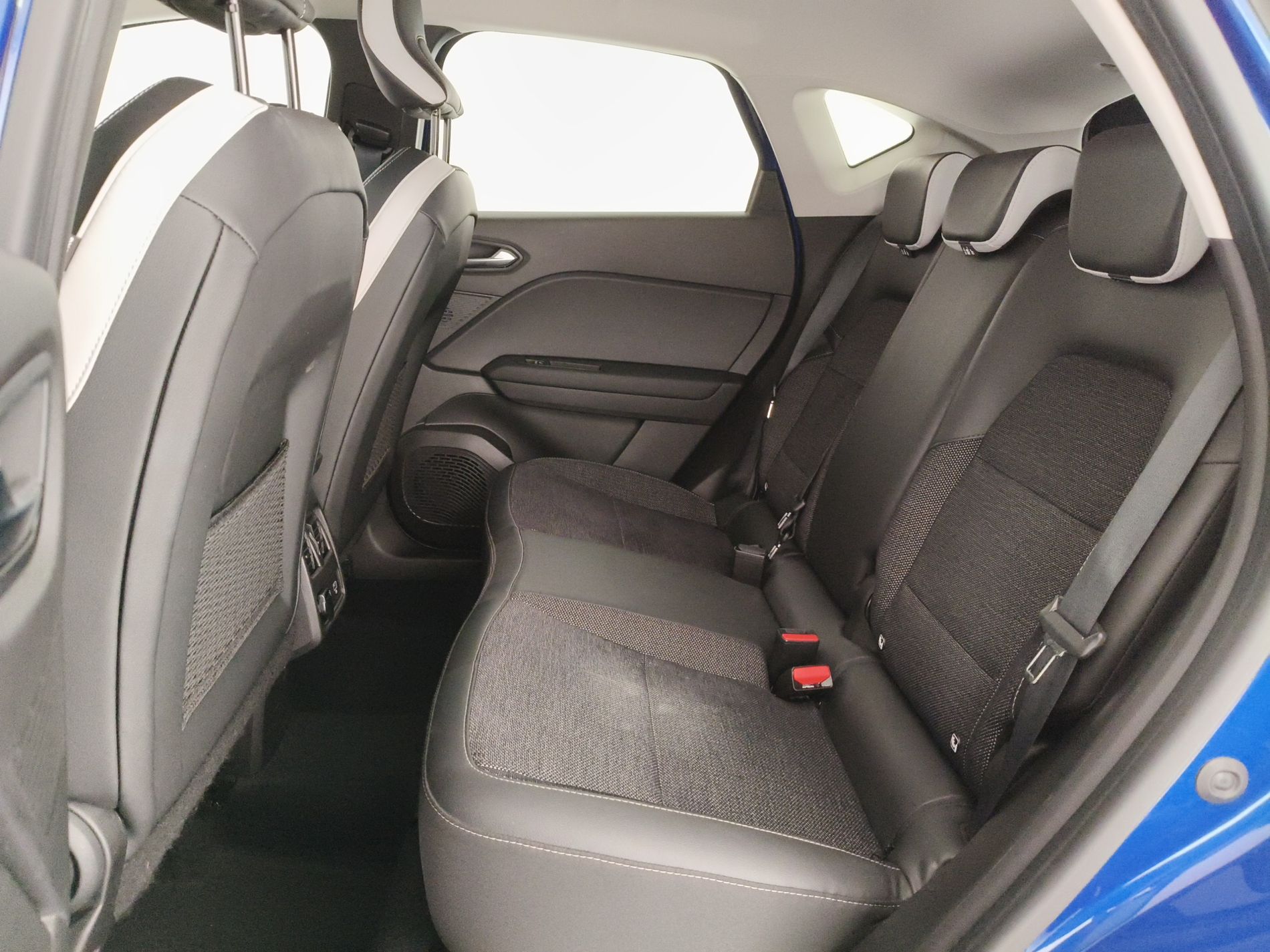 RENAULT Captur Captur 1.6 E-Tech hybrid Techno Fast Track 145cv auto - Messa