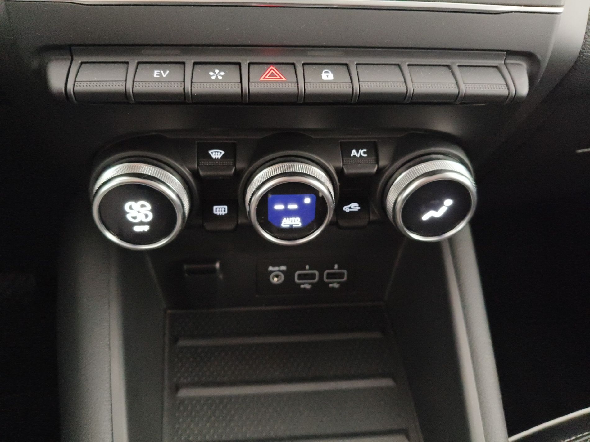 RENAULT Captur Captur 1.6 E-Tech phev Intens 160cv auto my21 - Messa