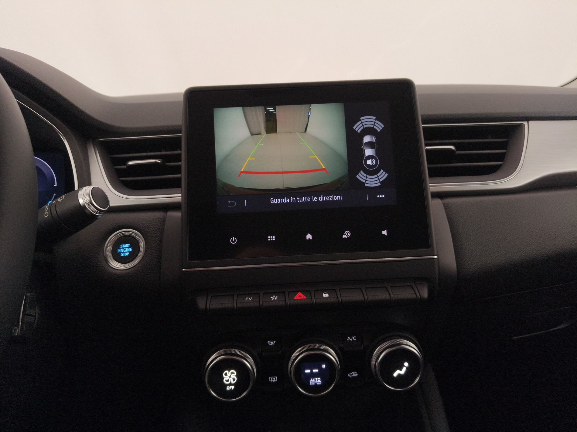 RENAULT Captur Captur 1.6 E-Tech phev Intens 160cv auto my21 - Messa