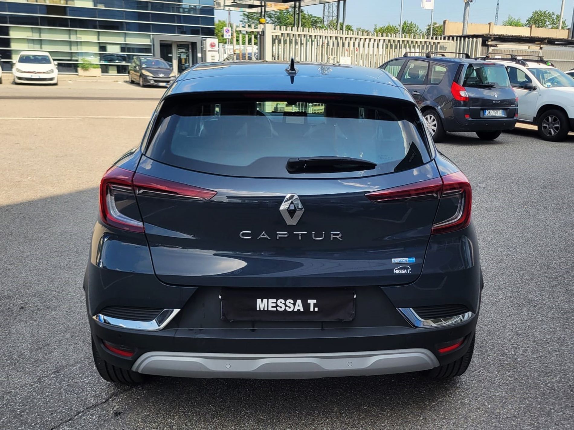 RENAULT Captur II 2019 Captur 1.6 E-TECH Plug-in Hybrid 160cv Intens Auto - Messa