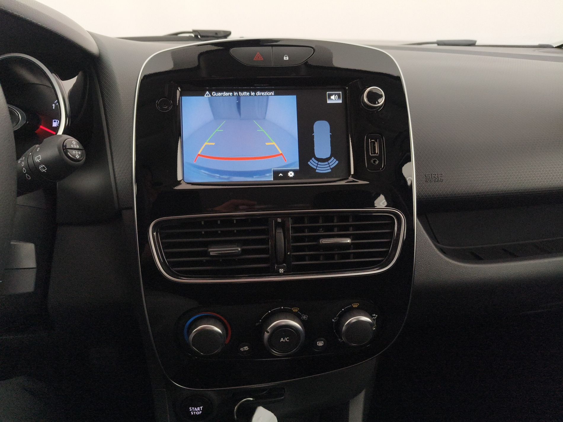 RENAULT Clio IV 2017 Clio 5 Porte 1.5 dCi 75cv Moschino Zen - Messa