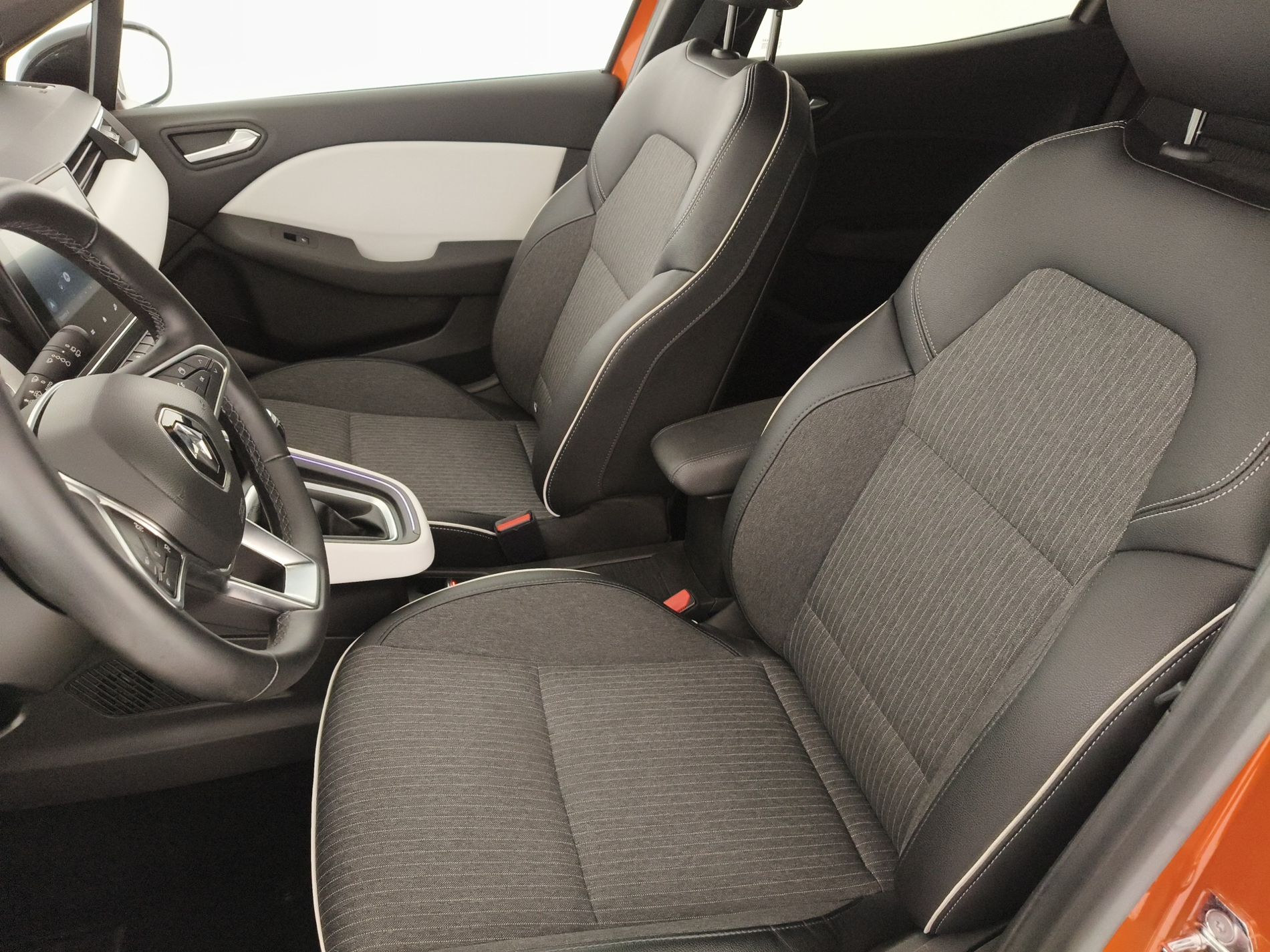 RENAULT Clio V 2019 Clio 5 Porte 1.0 TCe GPL Intens my21 - Messa