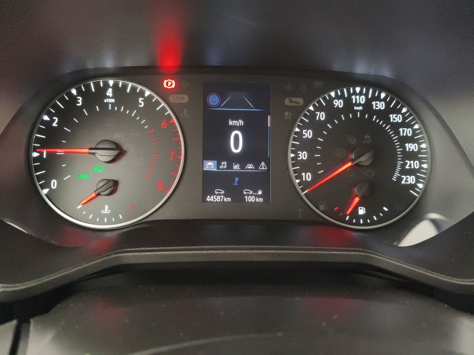 RENAULT Clio V 2019 Clio 5 Porte 1.0 TCe Zen my21 - Messa