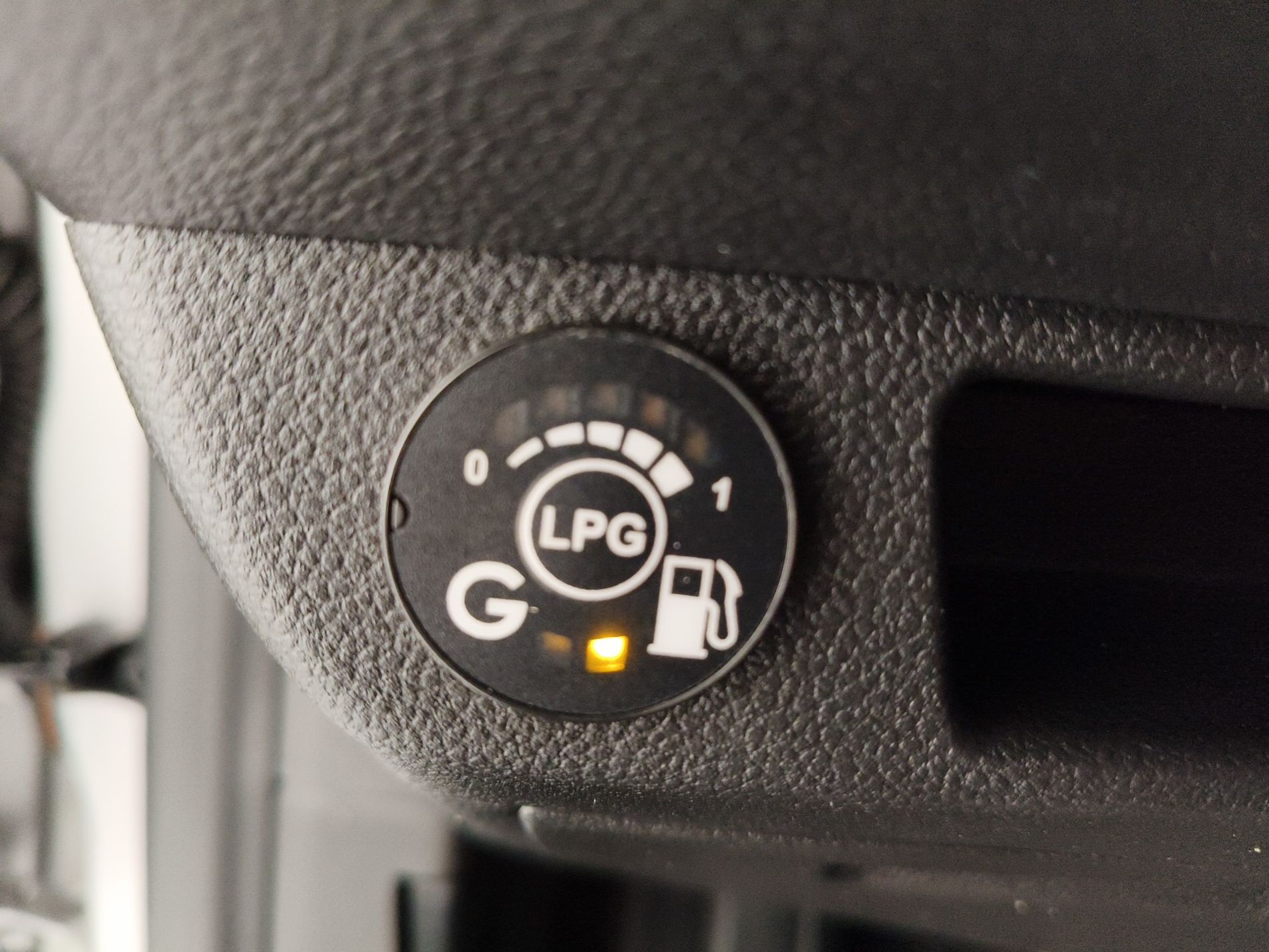 RENAULT Clio V 2019 Clio 5 Porte 1.0 TCe GPL Zen my21 - Messa