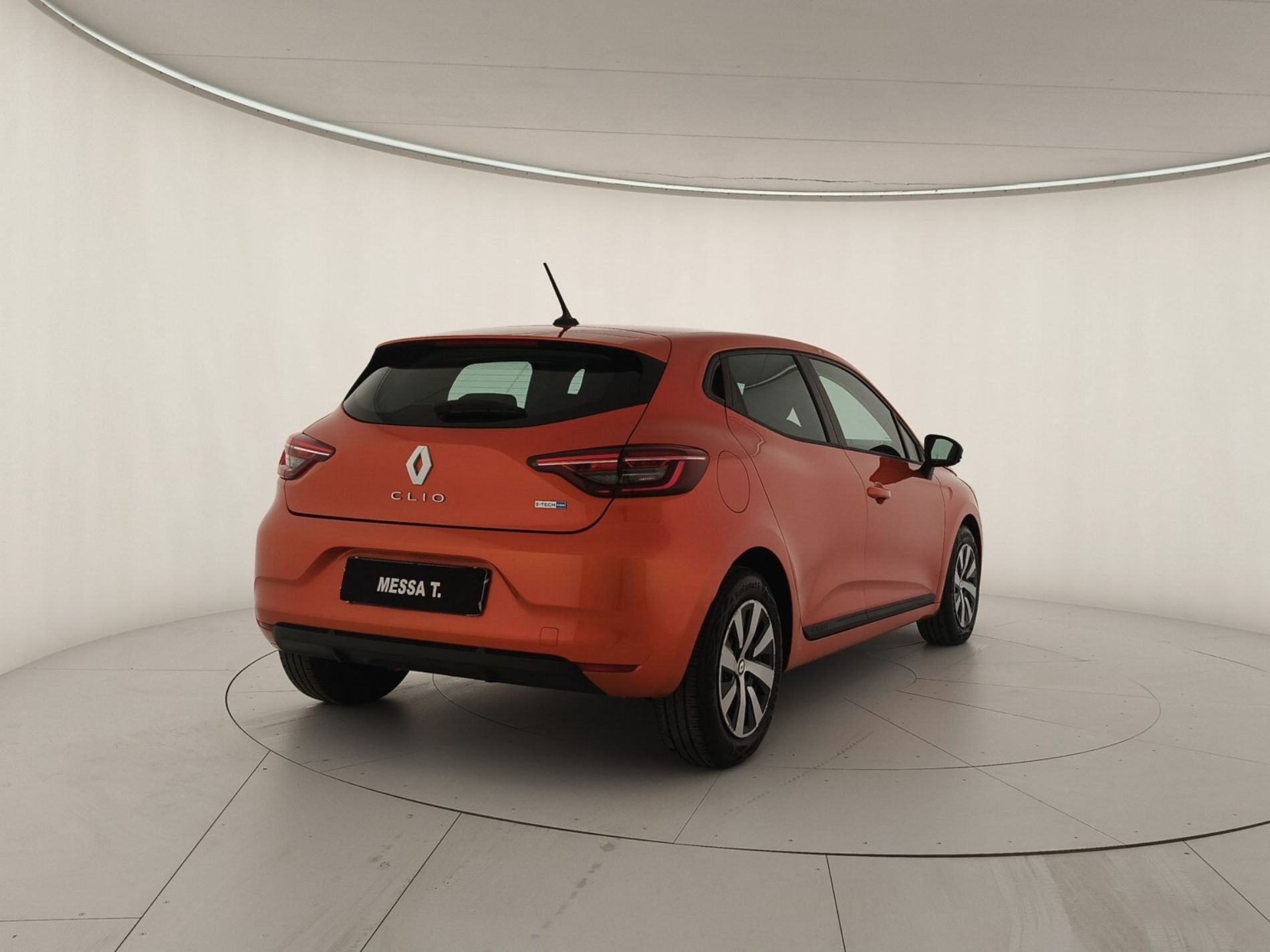 RENAULT Clio V 2019 Clio 5 Porte 1.6 E-Tech full hybrid 145cv Equilibr - Messa