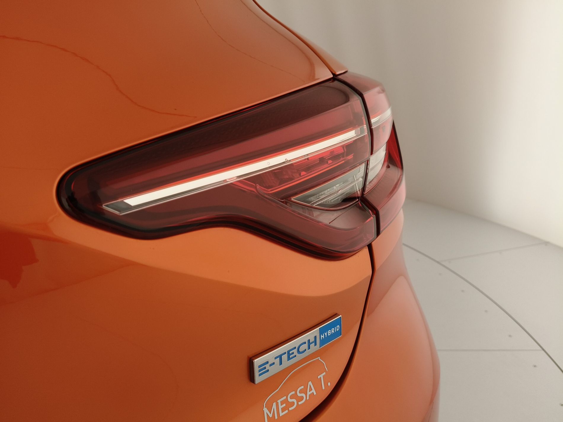 RENAULT Clio V 2019 Clio 5 Porte 1.6 E-Tech full hybrid 145cv Equilibr - Messa