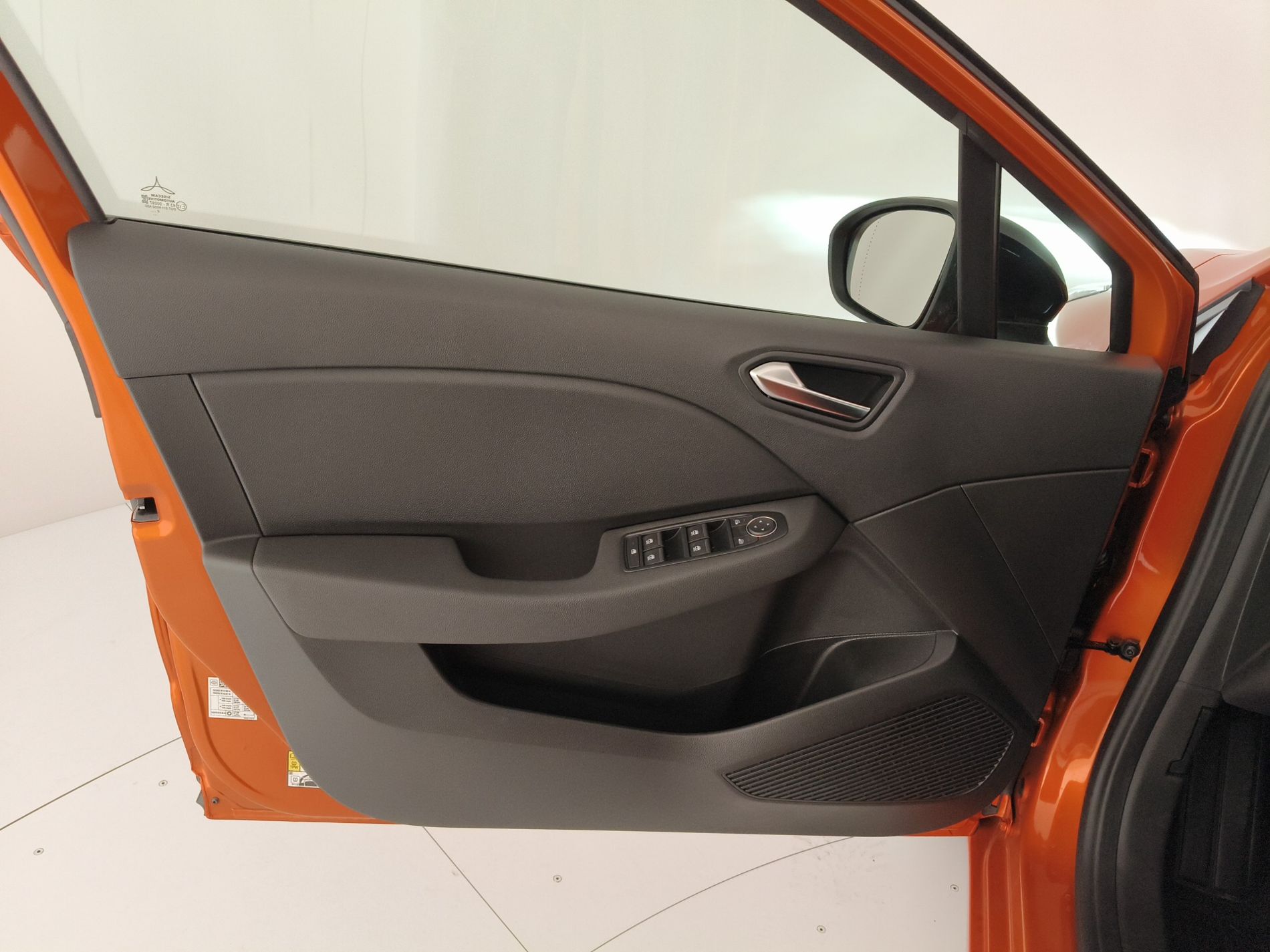 RENAULT Clio V 2019 Clio 5 Porte 1.6 E-Tech full hybrid 145cv Equilibr - Messa