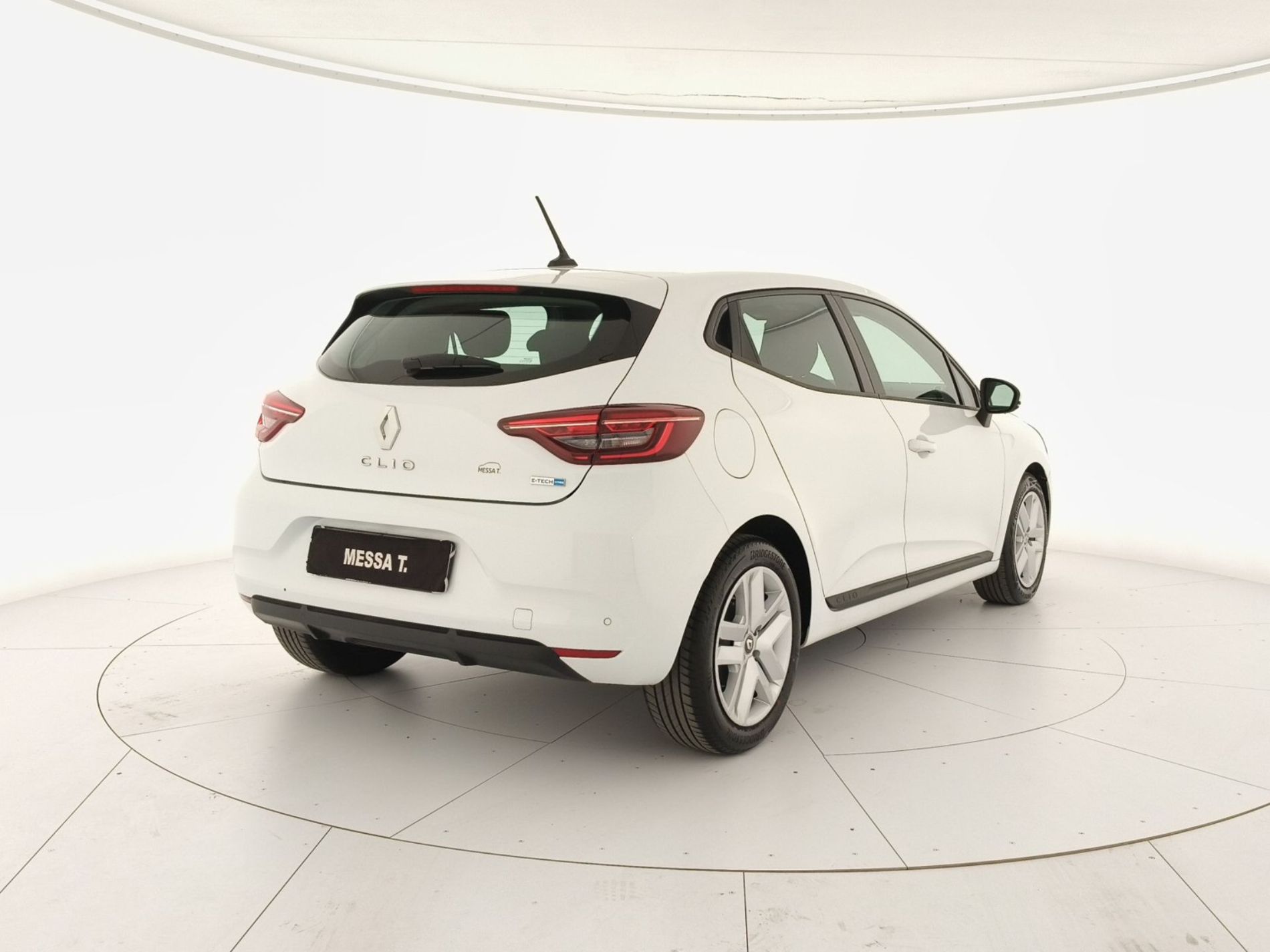 RENAULT Clio V 2019 Clio 5 Porte 1.6 E-TECH Hybrid 140cv Zen Auto my21 - Messa