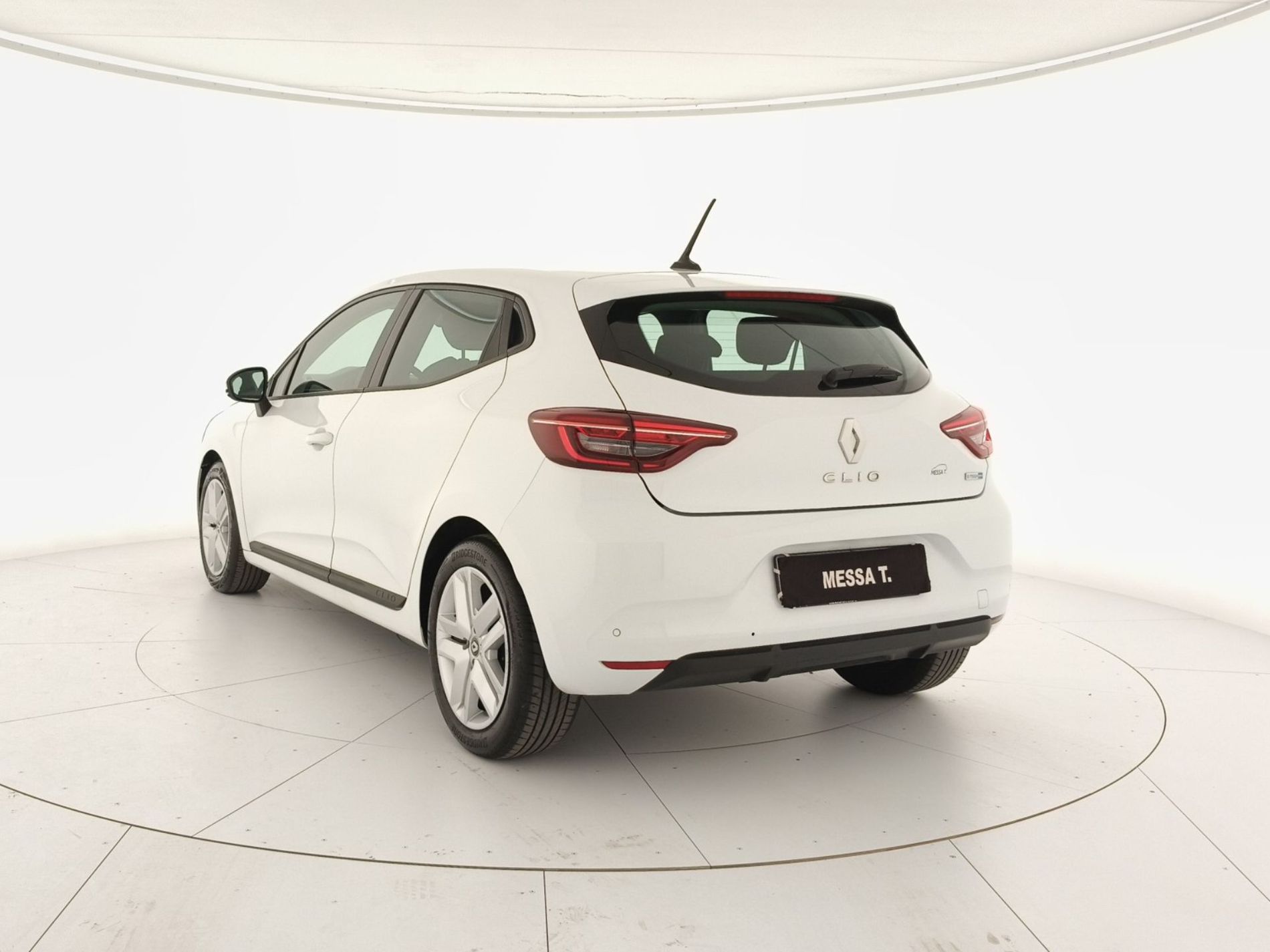 RENAULT Clio V 2019 Clio 5 Porte 1.6 E-TECH Hybrid 140cv Zen Auto my21 - Messa