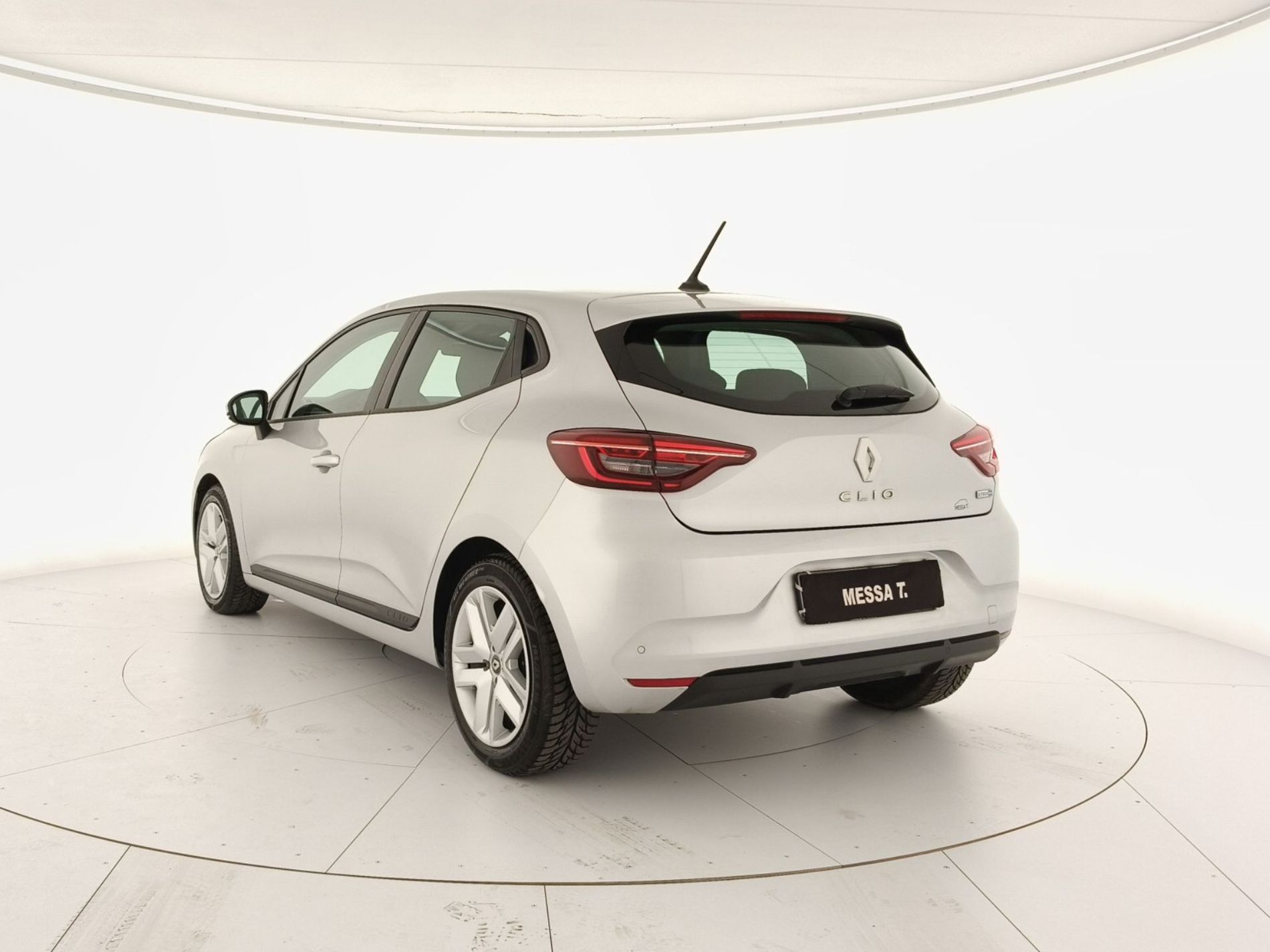 RENAULT Clio V 2019 Clio 5 Porte 1.6 E-TECH Hybrid 140cv Zen Auto my21 - Messa