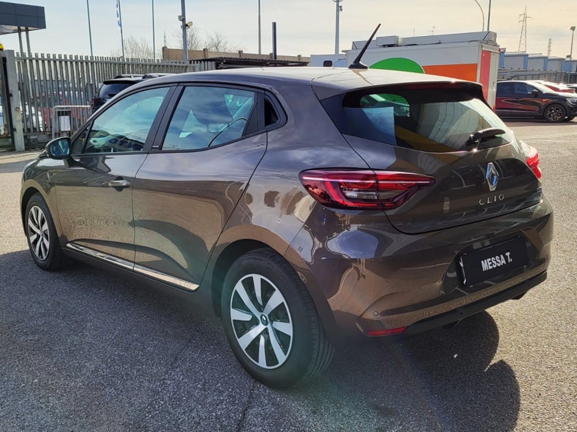 RENAULT Clio V 2019 Clio 5 Porte 1.6 E-TECH Hybrid 140cv Zen Auto - Messa