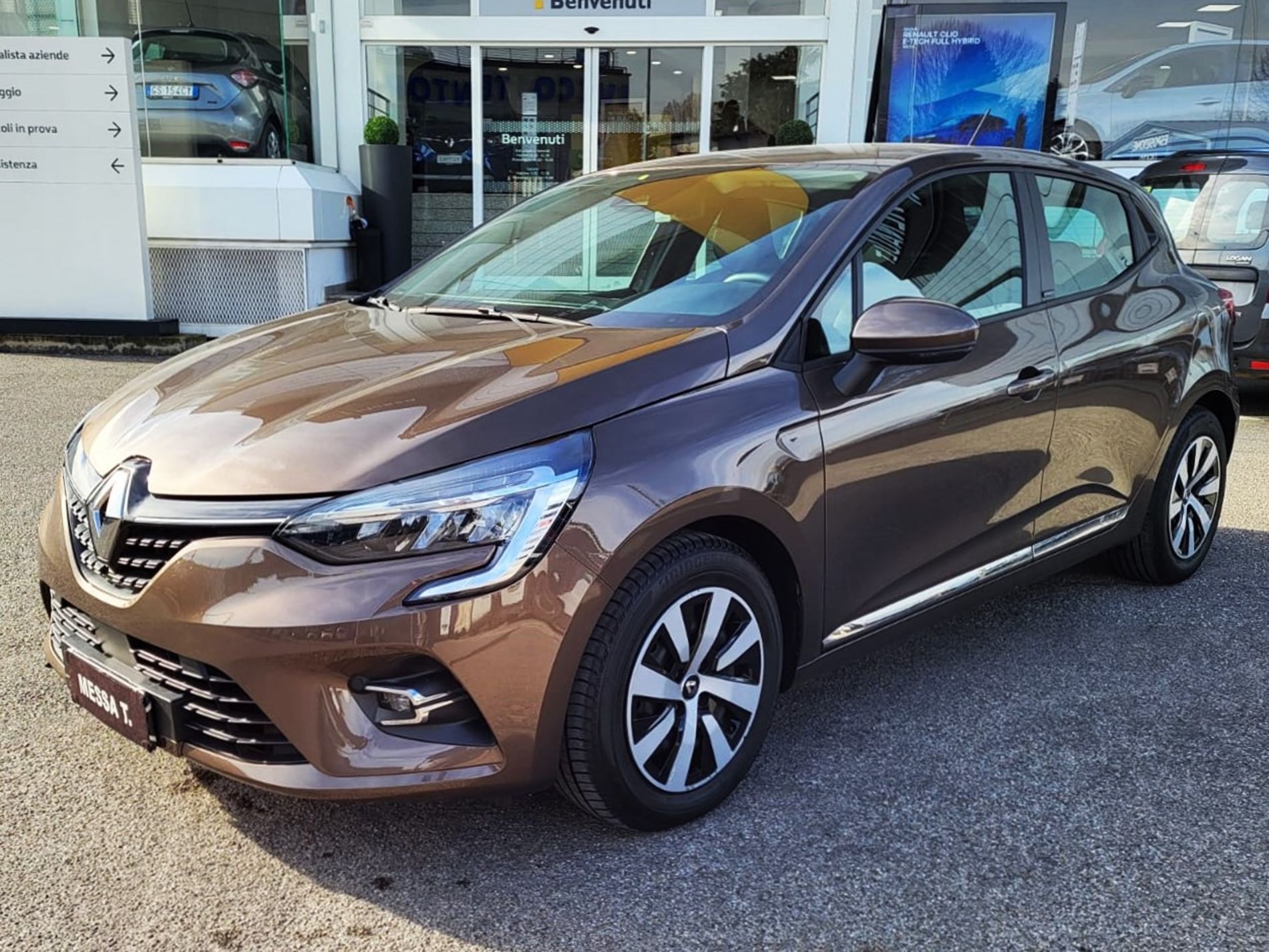 RENAULT Clio V 2019 Clio 5 Porte 1.6 E-TECH Hybrid 140cv Zen Auto - Messa