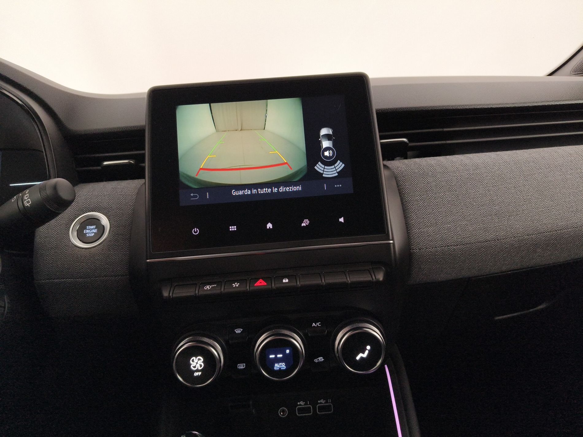 RENAULT Clio V 2023 Clio 1.0 TCe Techno - Messa