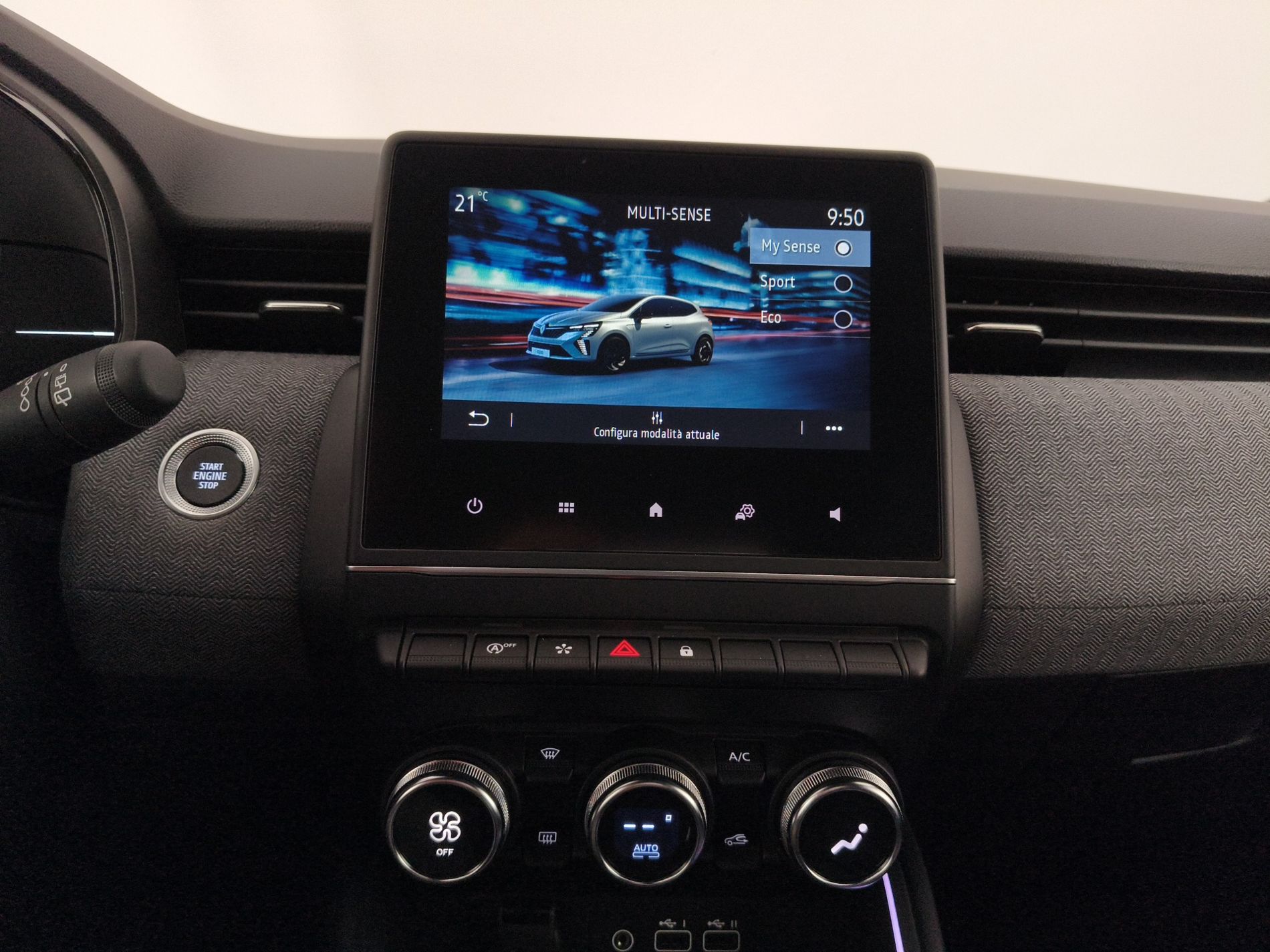 RENAULT Clio V 2023 Clio 1.0 TCe Techno - Messa