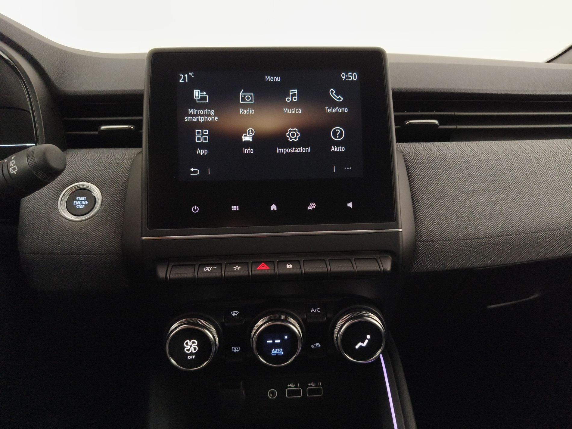 RENAULT Clio V 2023 Clio 1.0 TCe Techno - Messa