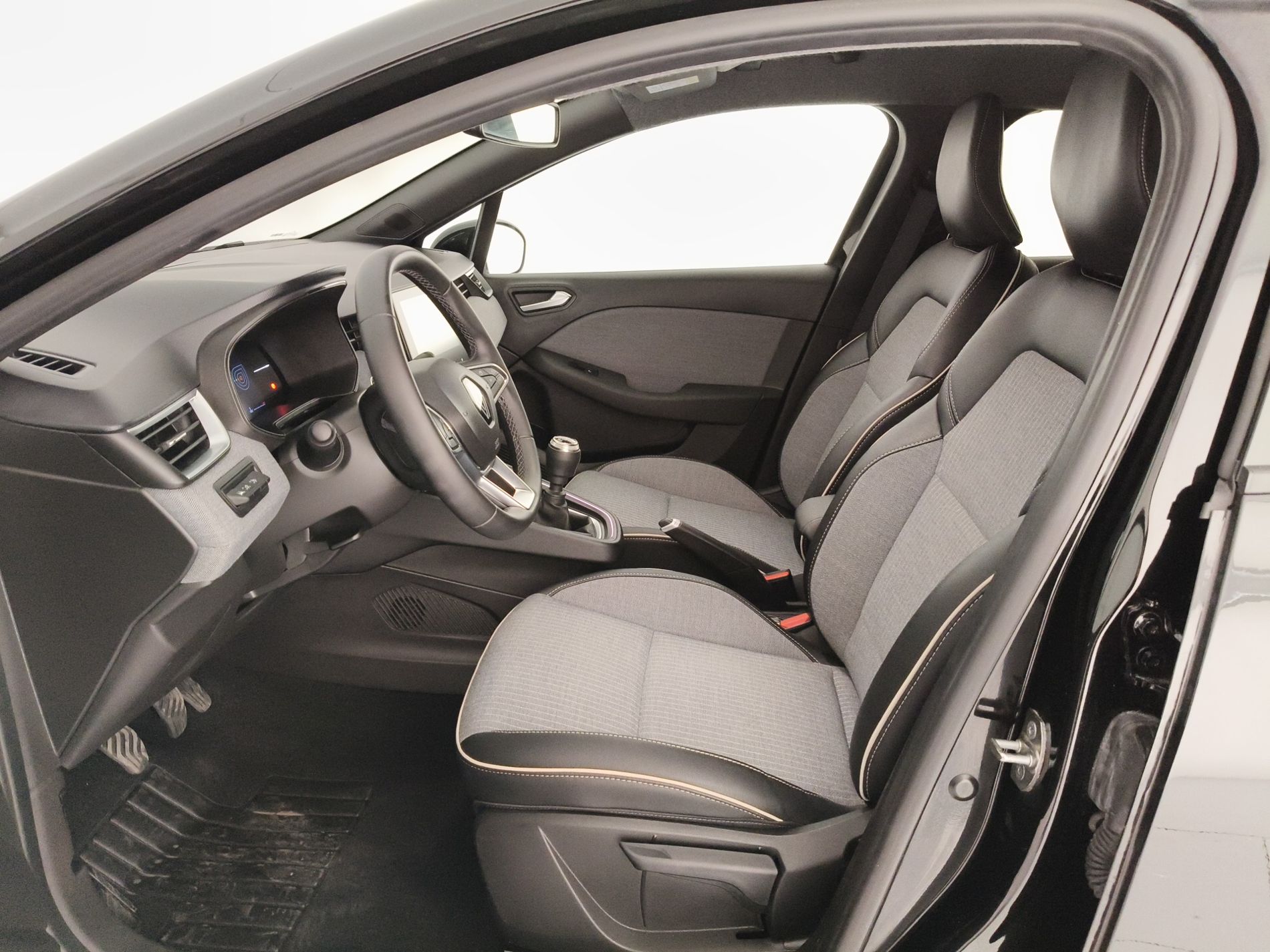 RENAULT Clio V 2023 Clio 1.0 TCe Techno - Messa